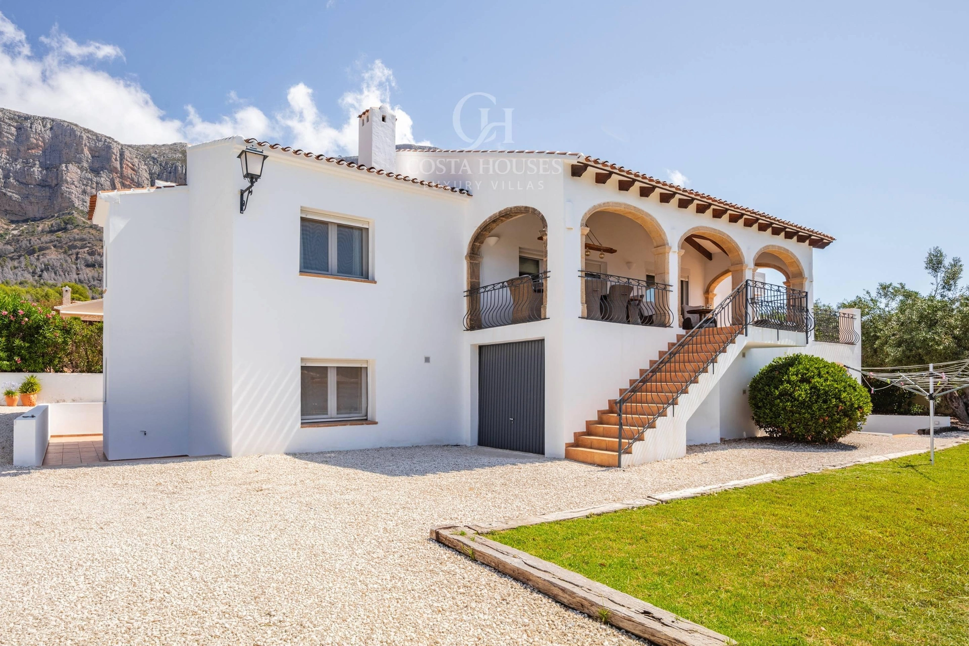2806VL_MORELIA - VILLA MORELIA · CALME MÉDITERRANÉEN AU PIED DU MONTGÓ, JÁVEA