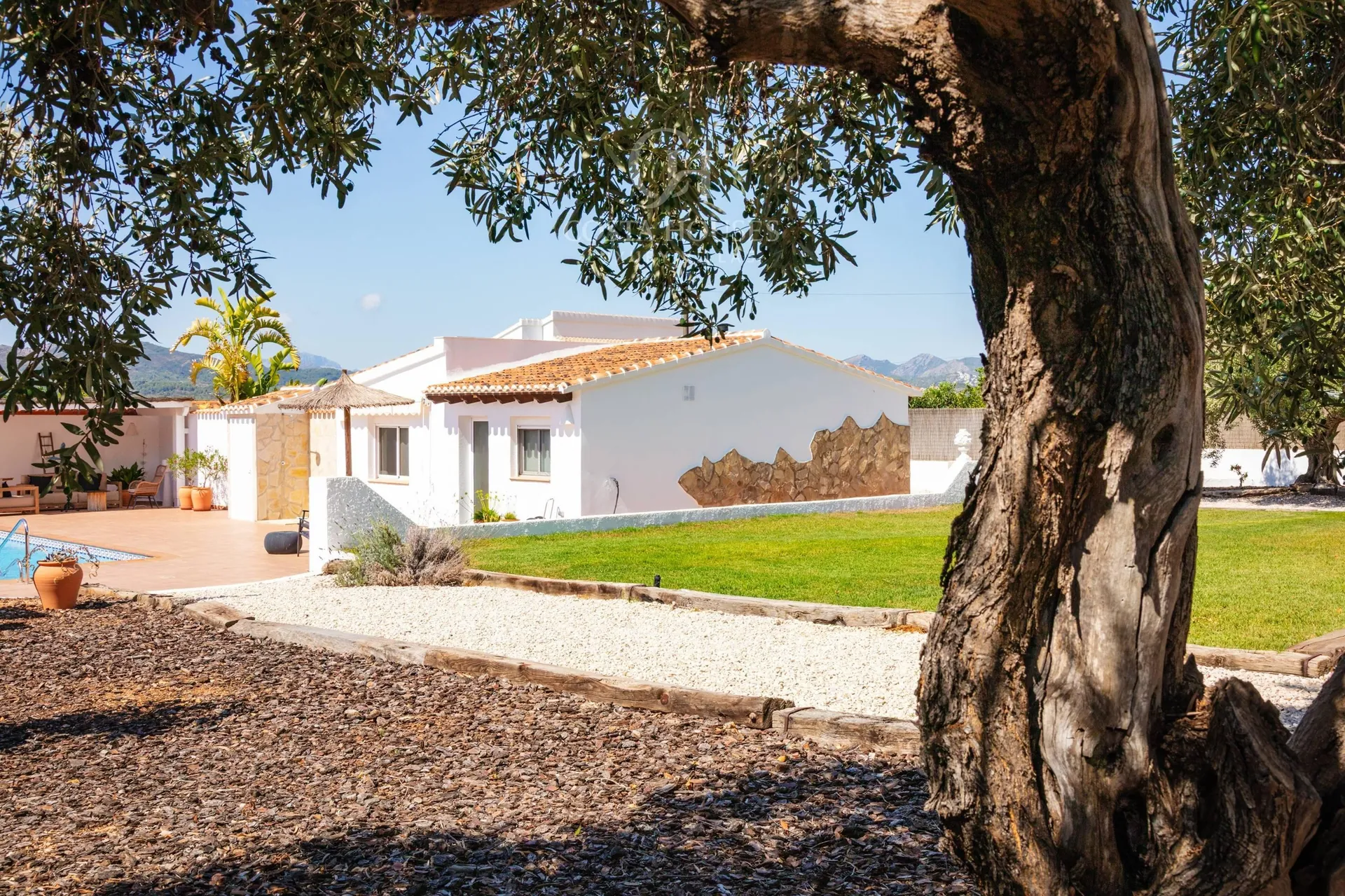 2806VL_MORELIA - VILLA MORELIA · CALME MÉDITERRANÉEN AU PIED DU MONTGÓ, JÁVEA