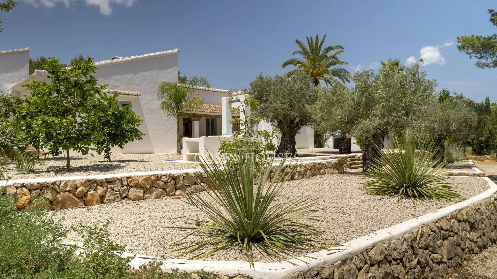 2405VL_LE-PEINTRE - FINCA IBICENCA JUNTO AL GOLF – PRIVACIDAD Y AUTENTICIDAD EN JÁVEA, COSTA BLANCA