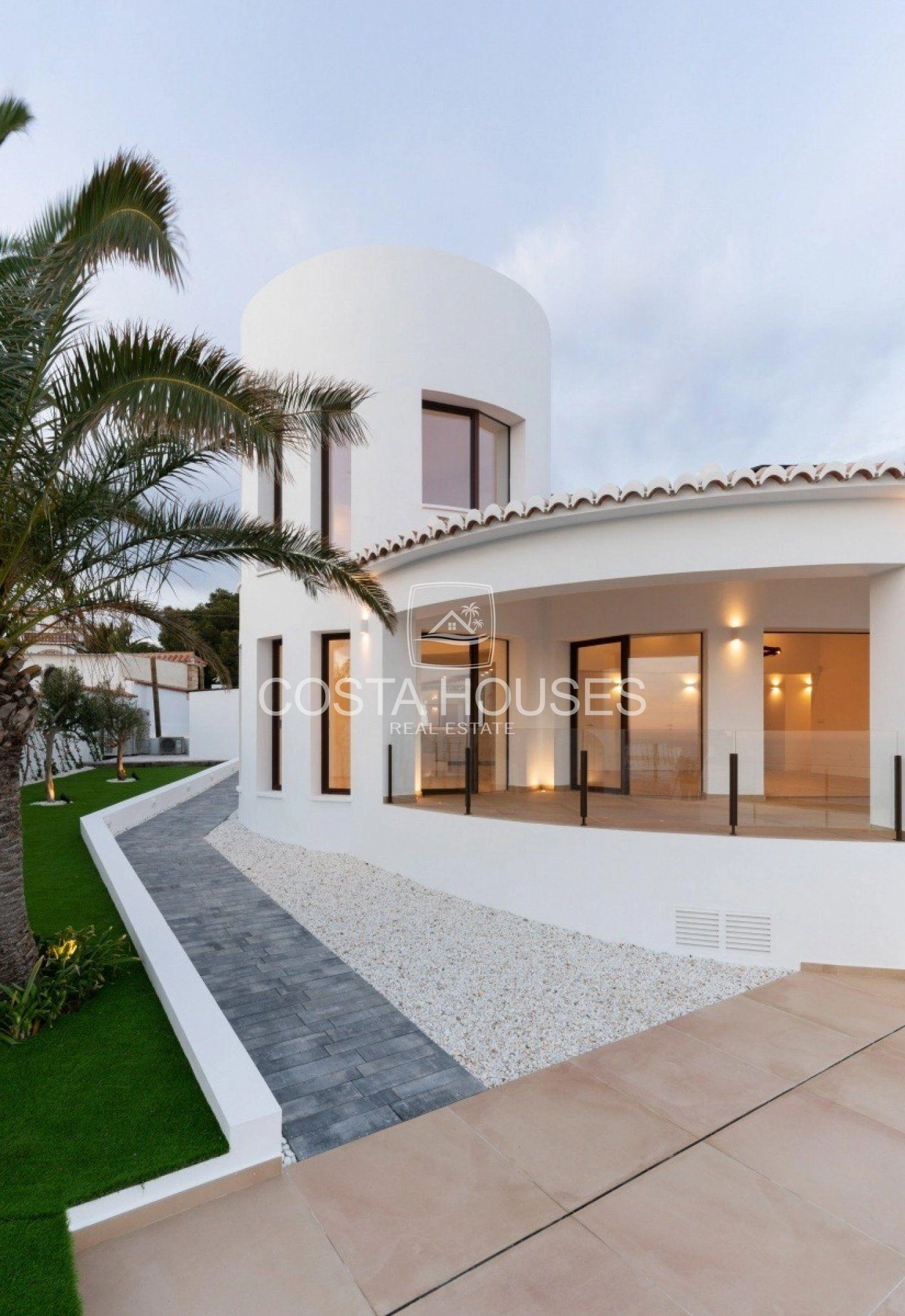 1998VL | MEDITERRANE - ▷ Acheter Villas de Luxe face à la Mer à Javea · COSTA BLANCA | Villas Première Ligne de Mer ☆