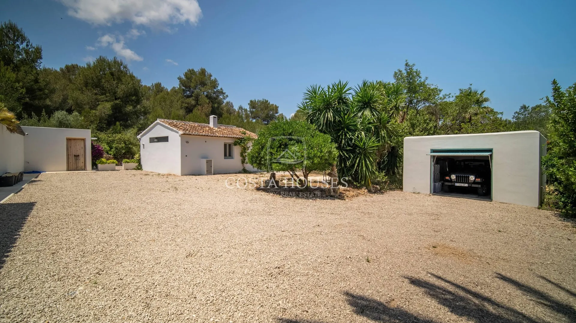 2405VL_LE-PEINTRE - FINCA IBICENCA JUNTO AL GOLF – PRIVACIDAD Y AUTENTICIDAD EN JÁVEA, COSTA BLANCA