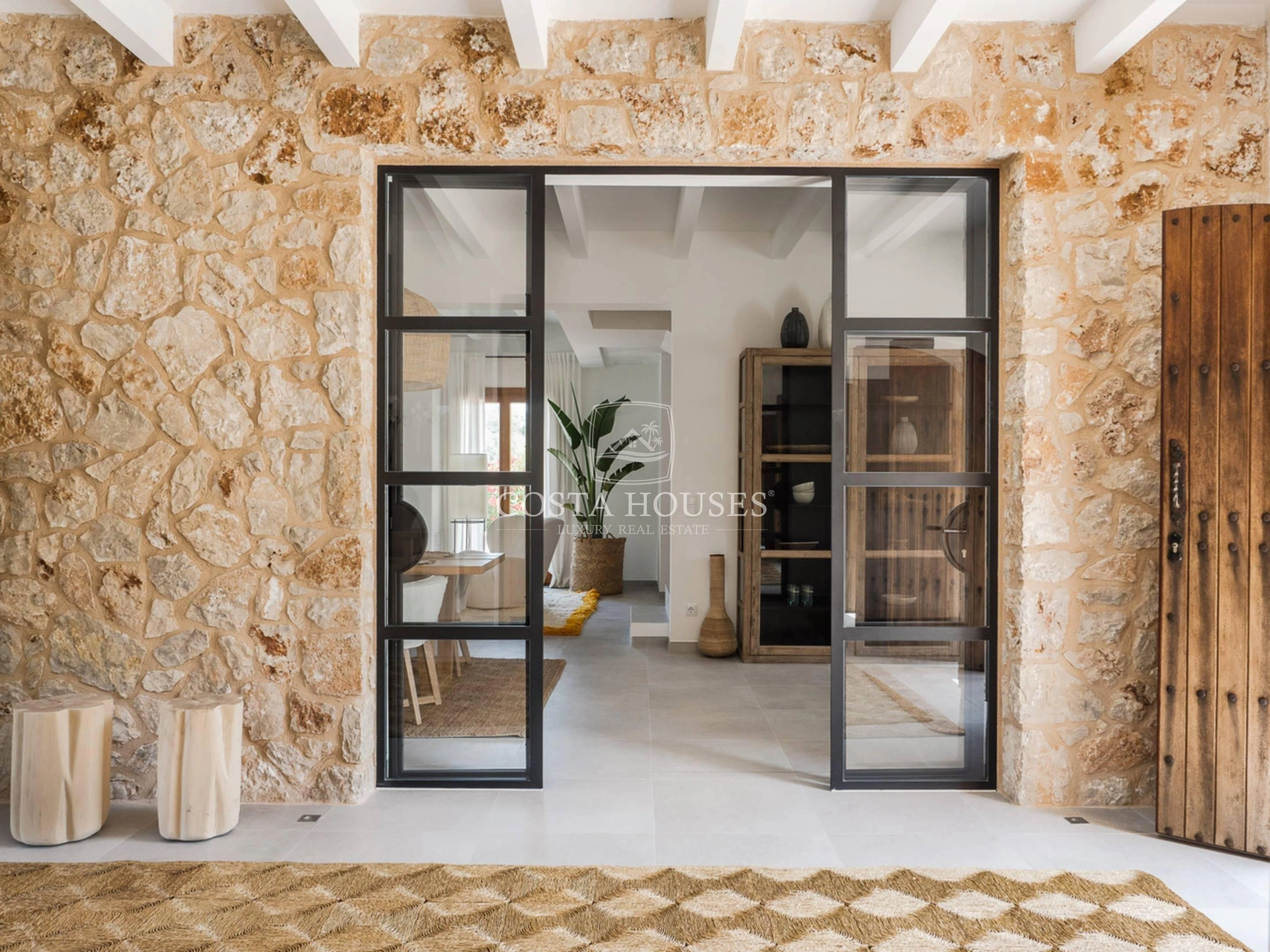 2568VL_CAN-ANNA - Descubra la Esencia del Lujo en el Corazón de Mallorca: Can Anna, una Finca Excepcional