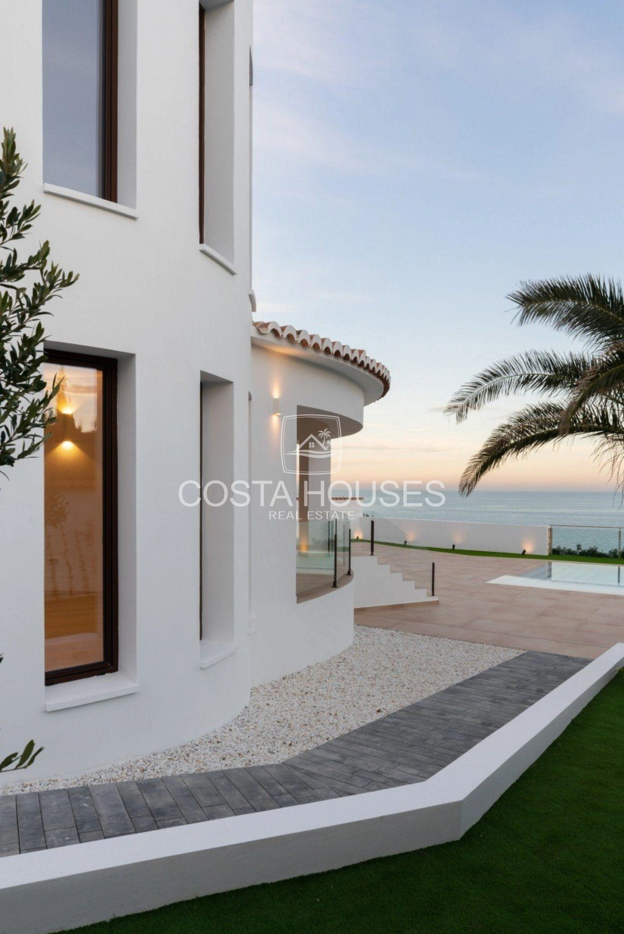 1998VL | MEDITERRANE - ▷ Acheter Villas de Luxe face à la Mer à Javea · COSTA BLANCA | Villas Première Ligne de Mer ☆