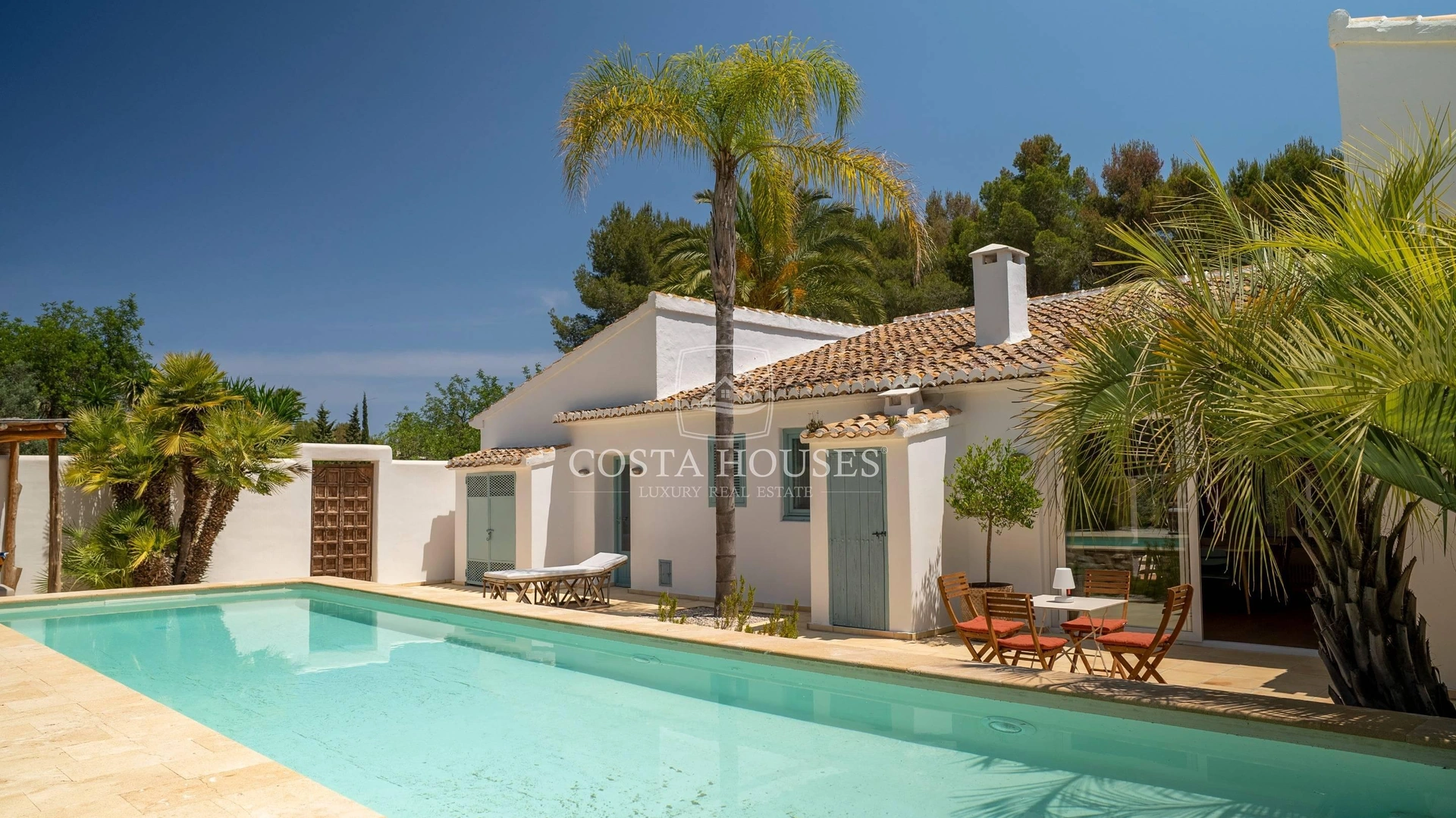 2405VL_LE-PEINTRE - FINCA IBICENCA JUNTO AL GOLF – PRIVACIDAD Y AUTENTICIDAD EN JÁVEA, COSTA BLANCA