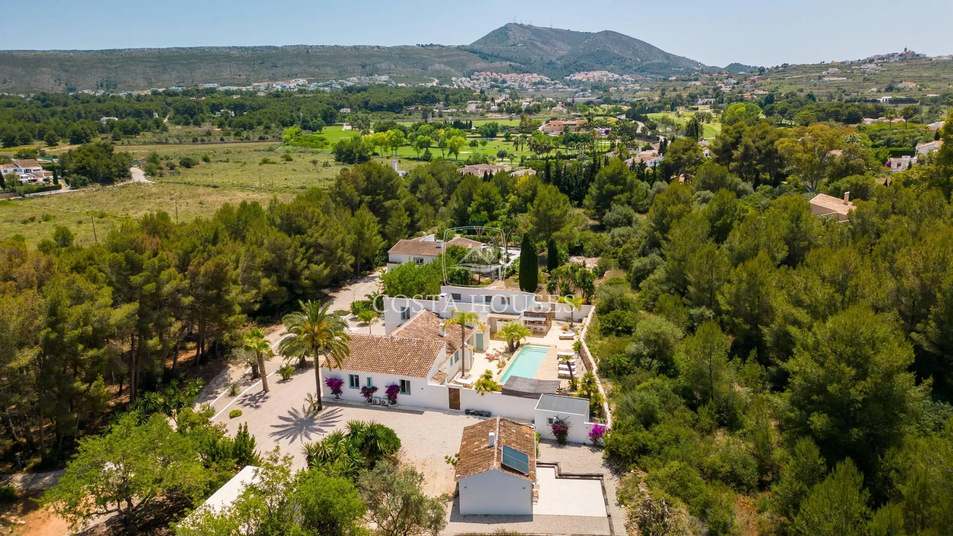 2405VL_LE-PEINTRE - FINCA IBICENCA JUNTO AL GOLF – PRIVACIDAD Y AUTENTICIDAD EN JÁVEA, COSTA BLANCA