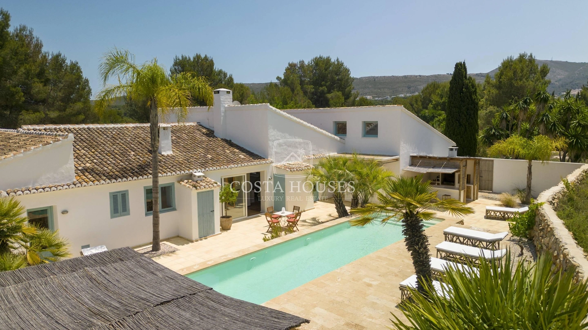 2405VL_LE-PEINTRE - FINCA IBICENCA JUNTO AL GOLF – PRIVACIDAD Y AUTENTICIDAD EN JÁVEA, COSTA BLANCA