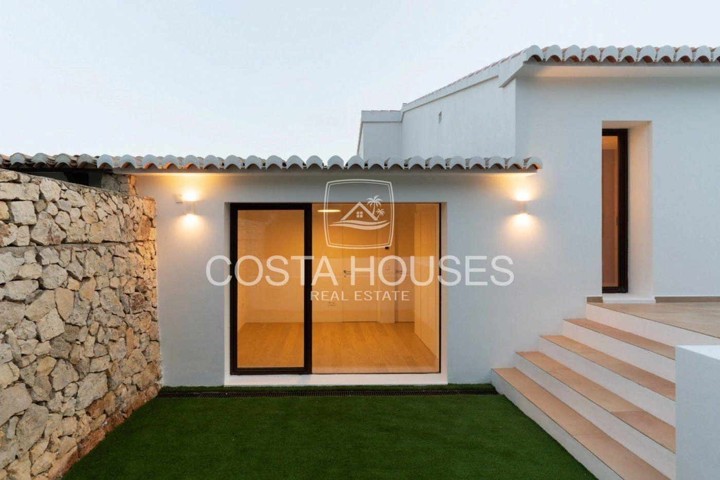 1998VL | MEDITERRANE - ▷ Acheter Villas de Luxe face à la Mer à Javea · COSTA BLANCA | Villas Première Ligne de Mer ☆