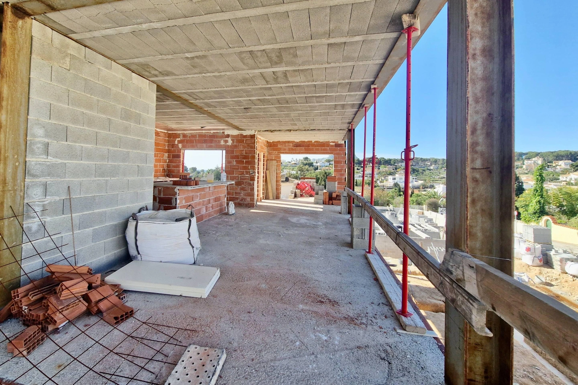 2825VL_IBICENCA - VILLA IBICENCA · VISTAS AL MAR Y A 400 METROS DE LA PLAYA DE LA FUSTERA, BENISSA