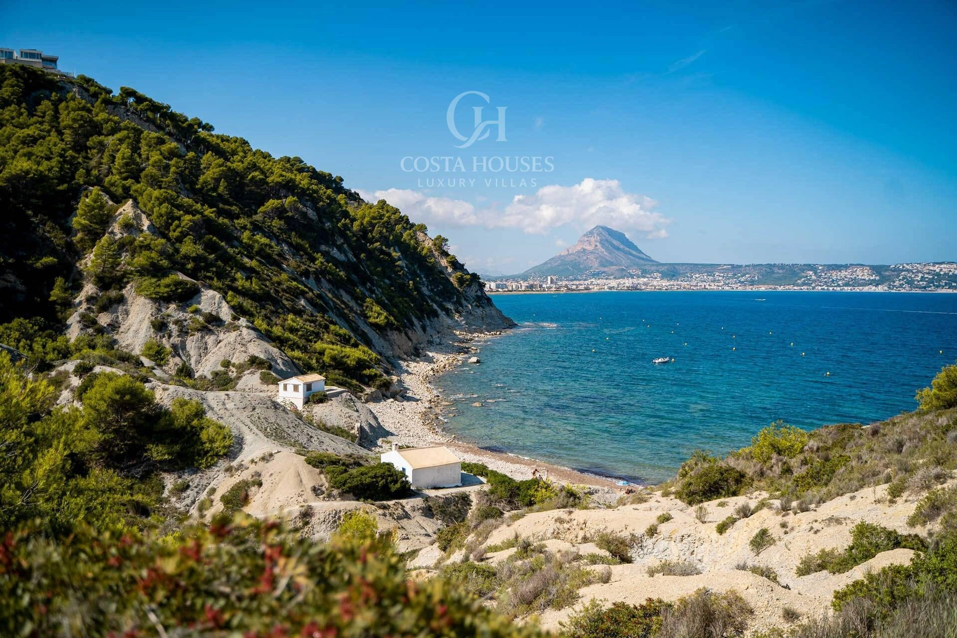 VILLA MALVAB · NUEVA CONSTRUCCIÓN CONTEMPORÁNEA CON PISCINA EN CAP MARTÍ, JÁVEA