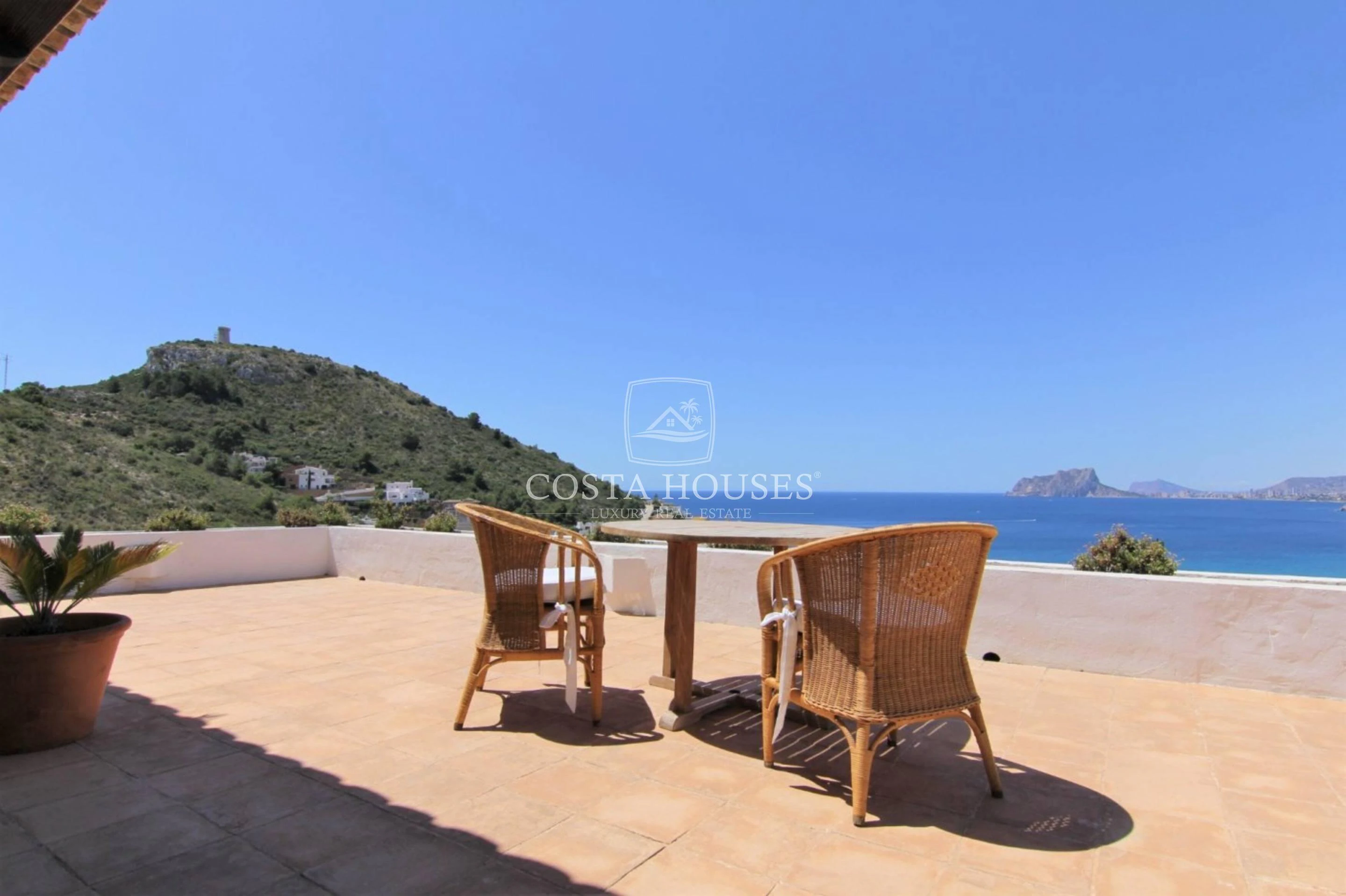 2171VL_SUNSET - VILLA EXCLUSIVE DE STYLE IBIZENQUE AVEC VUE PANORAMIQUE SUR LA MER – MORAIRA, COSTA BLANCA