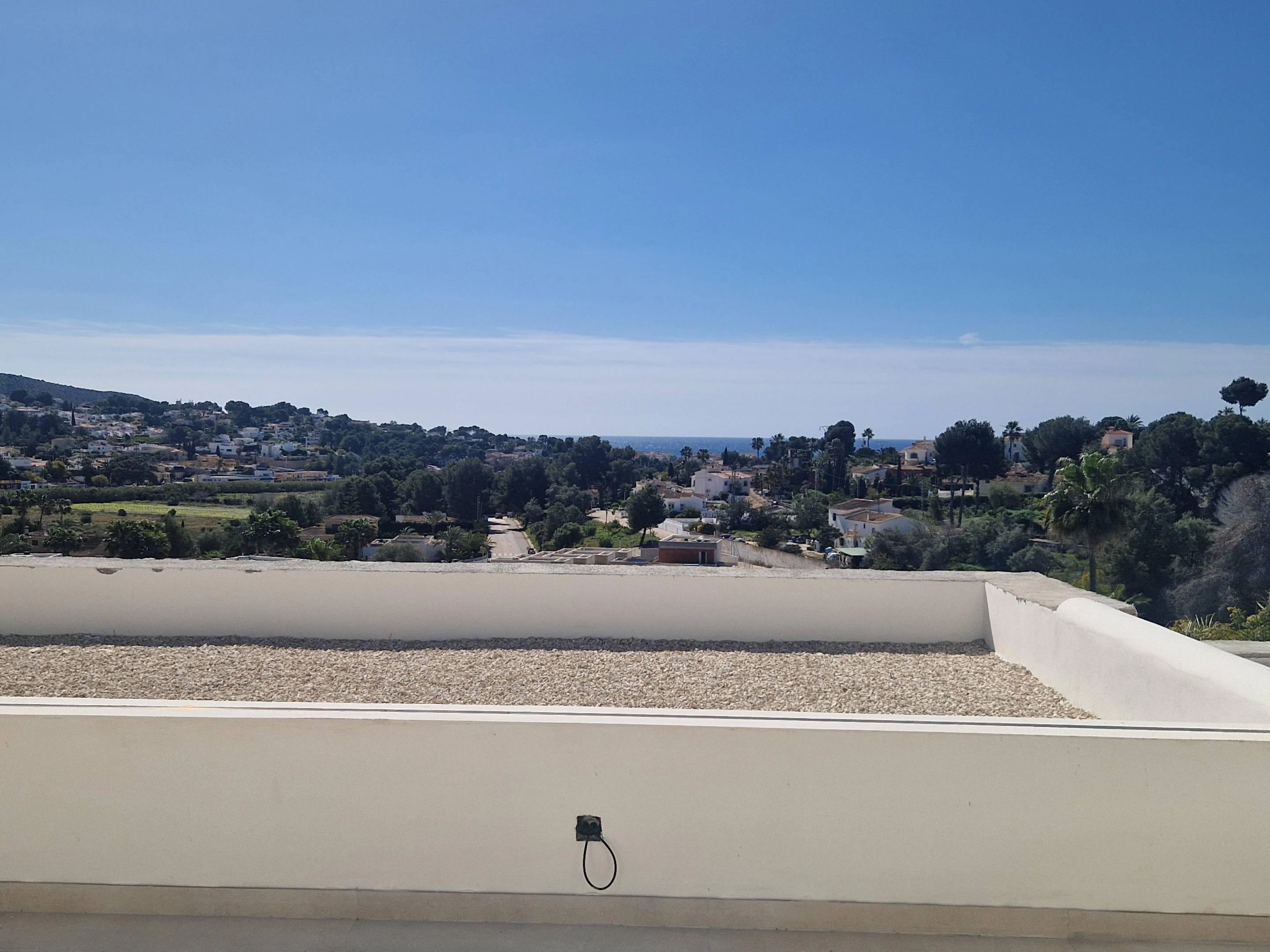 2847VL_AURA - VILLA AURA · OBRA NUEVA DE LUJO DONDE EL MAR SE CONVIERTE EN HORIZONTE EN MORAIRA