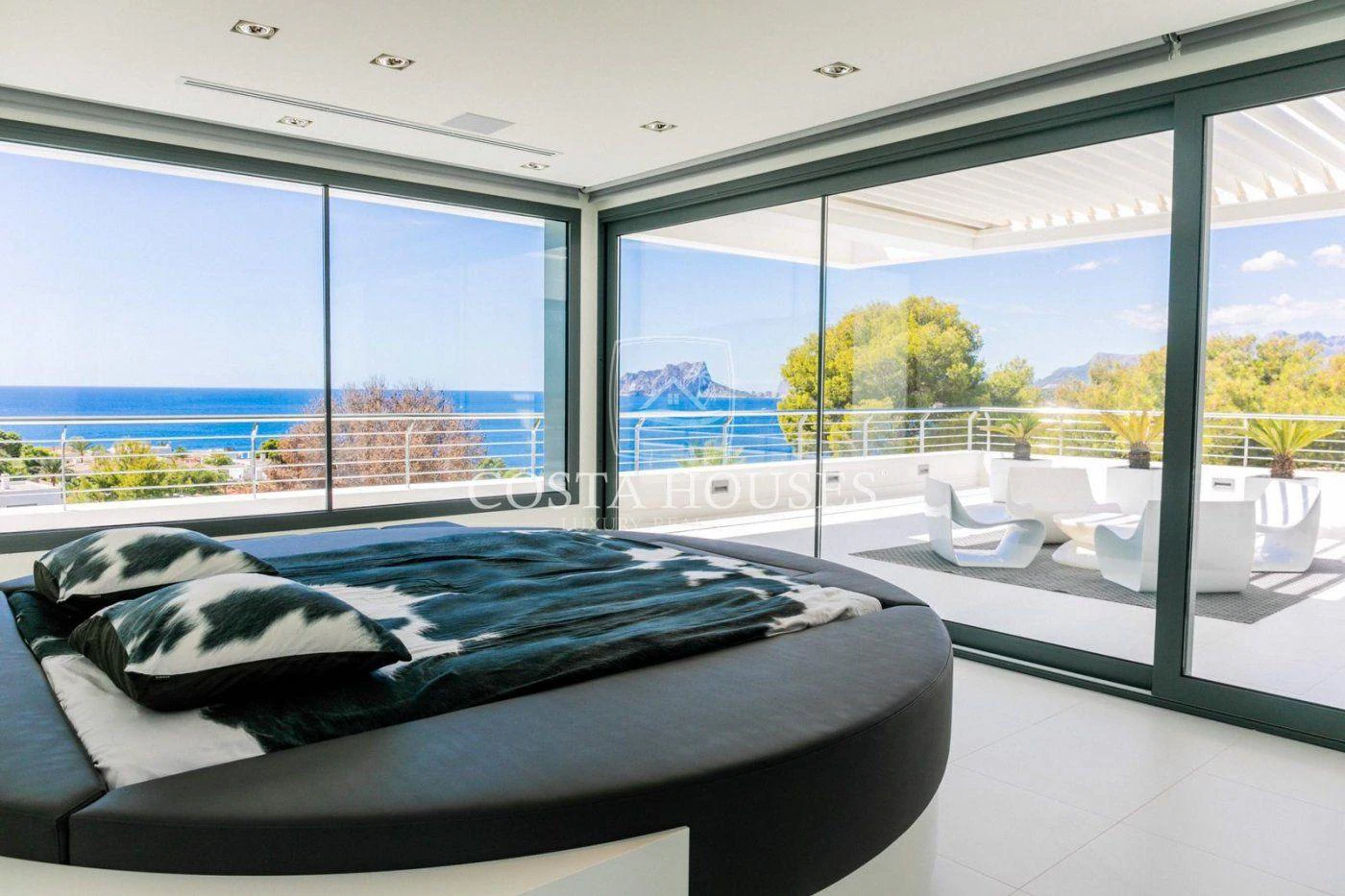 2358VL_AMAYA -  EXCLUSIVA VILLA DE LUJO EN MORAIRA con vistas al MAR, Costa Blanca España | Club Náutico ⚓