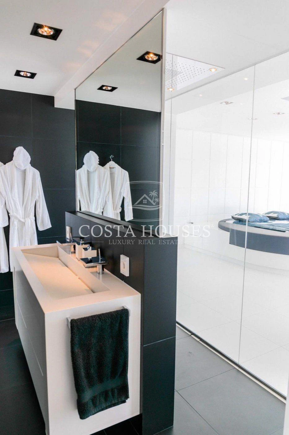 2358VL_AMAYA -  EXCLUSIVA VILLA DE LUJO EN MORAIRA con vistas al MAR, Costa Blanca España | Club Náutico ⚓