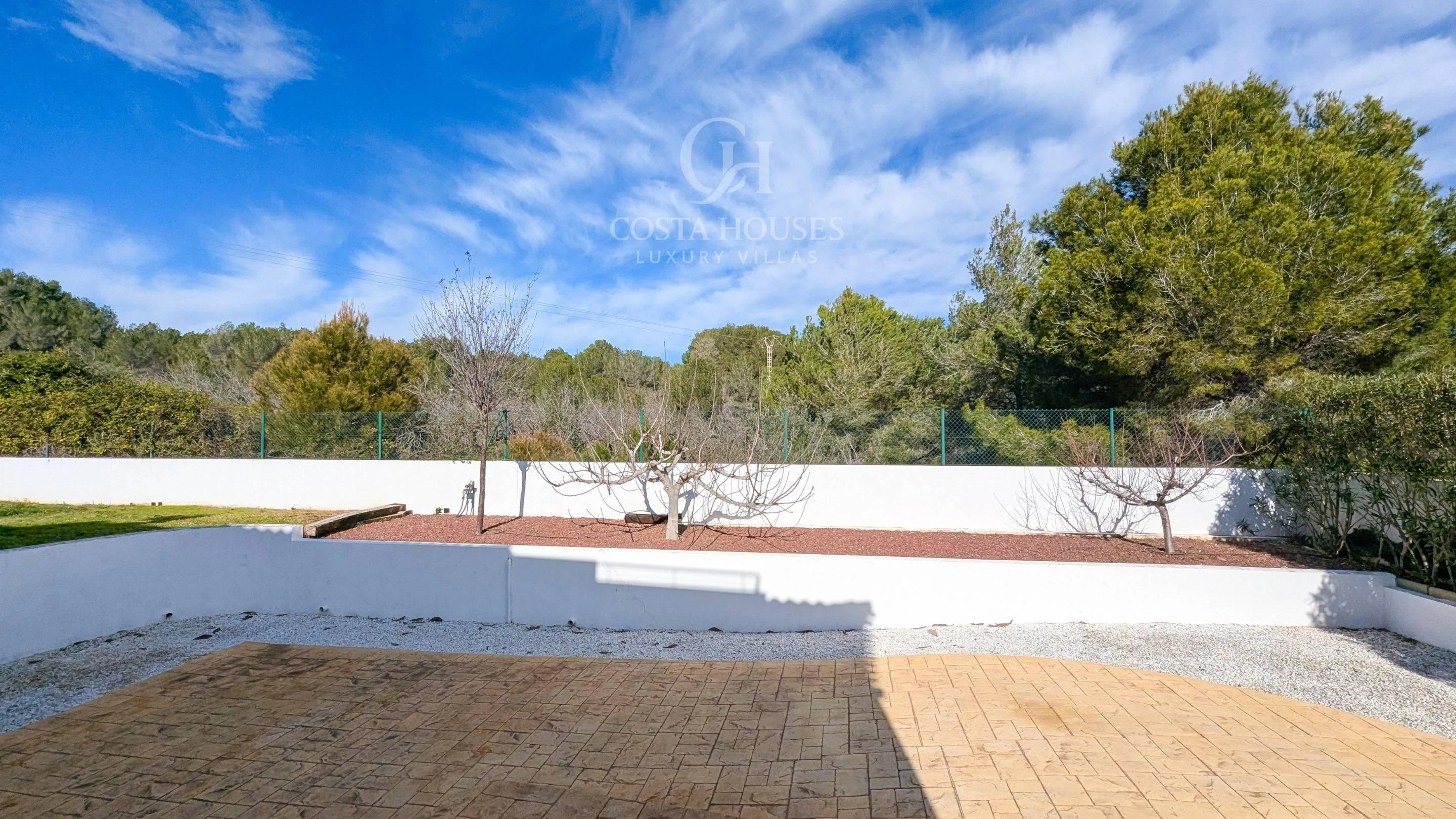 2758V_KASI - VILLA KASI · RESIDENCIA MEDITERRANEA EN VENTA ENTRE EL GOLF Y EL MAR EN JAVEA ALICANTE