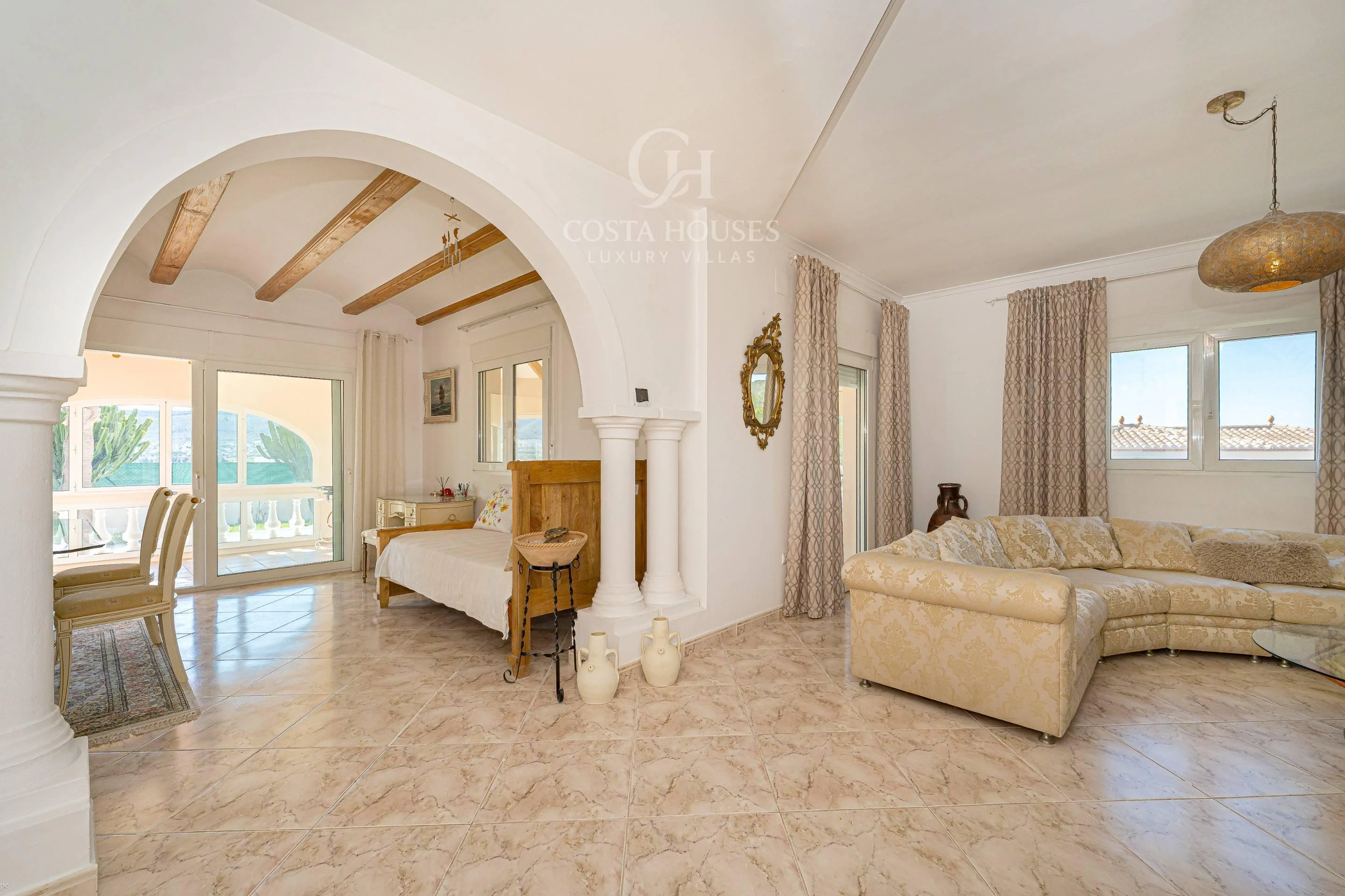 2858V_LUZSERENA - VILLA LUZ SERENA · PRIVACIDAD, LUZ NATURAL Y ESTILO DE VIDA MEDITERRÁNEO EN JÁVEA