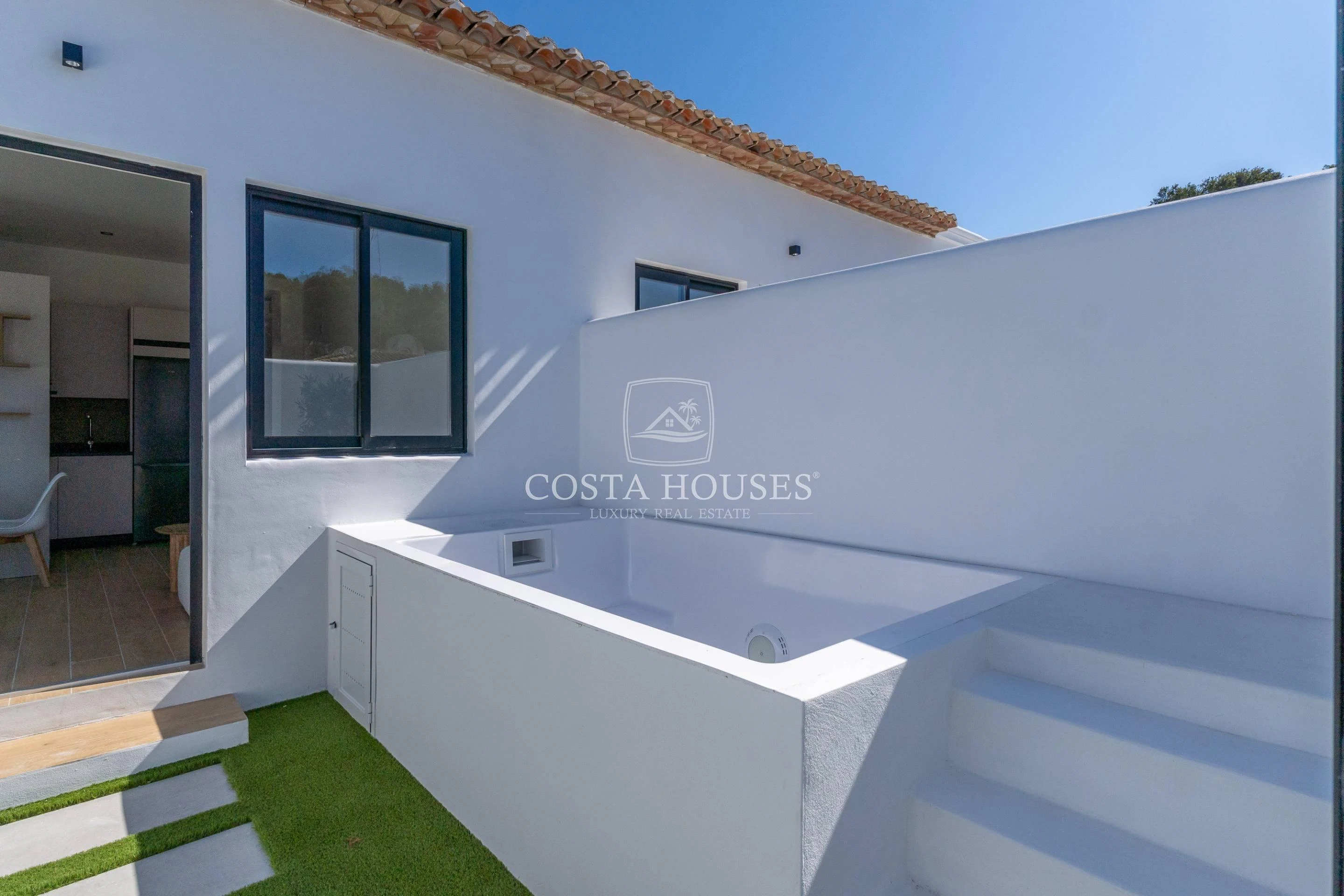 2675AD_SANTORINI - VIVIENDAS IBICENCAS EN Urb. SANTORINI · ADOSADOS CON JARDÍN Y PISCINA PRIVADA EN VENTA EN JÁVEA