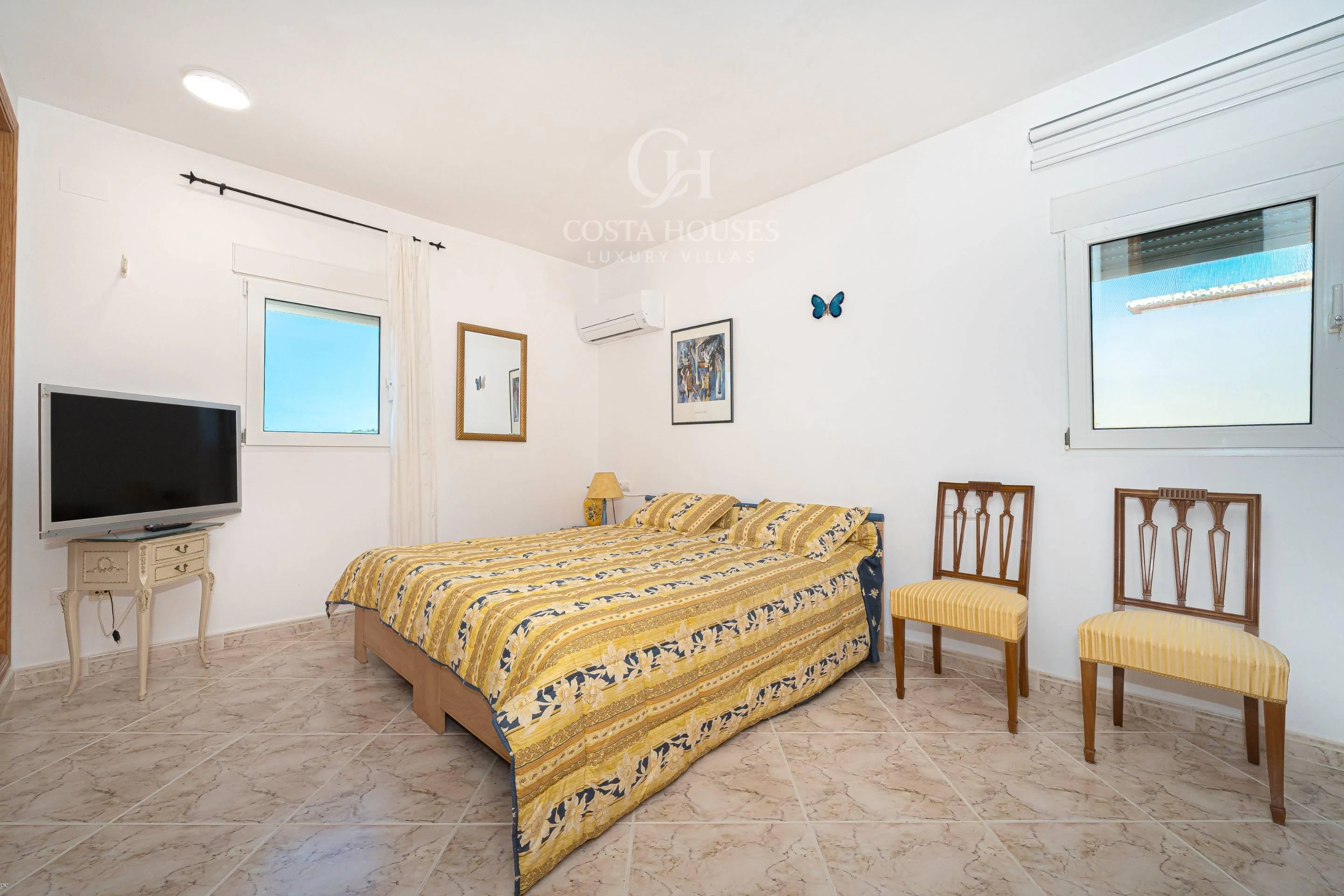 2858V_LUZSERENA - VILLA LUZ SERENA · PRIVACIDAD, LUZ NATURAL Y ESTILO DE VIDA MEDITERRÁNEO EN JÁVEA