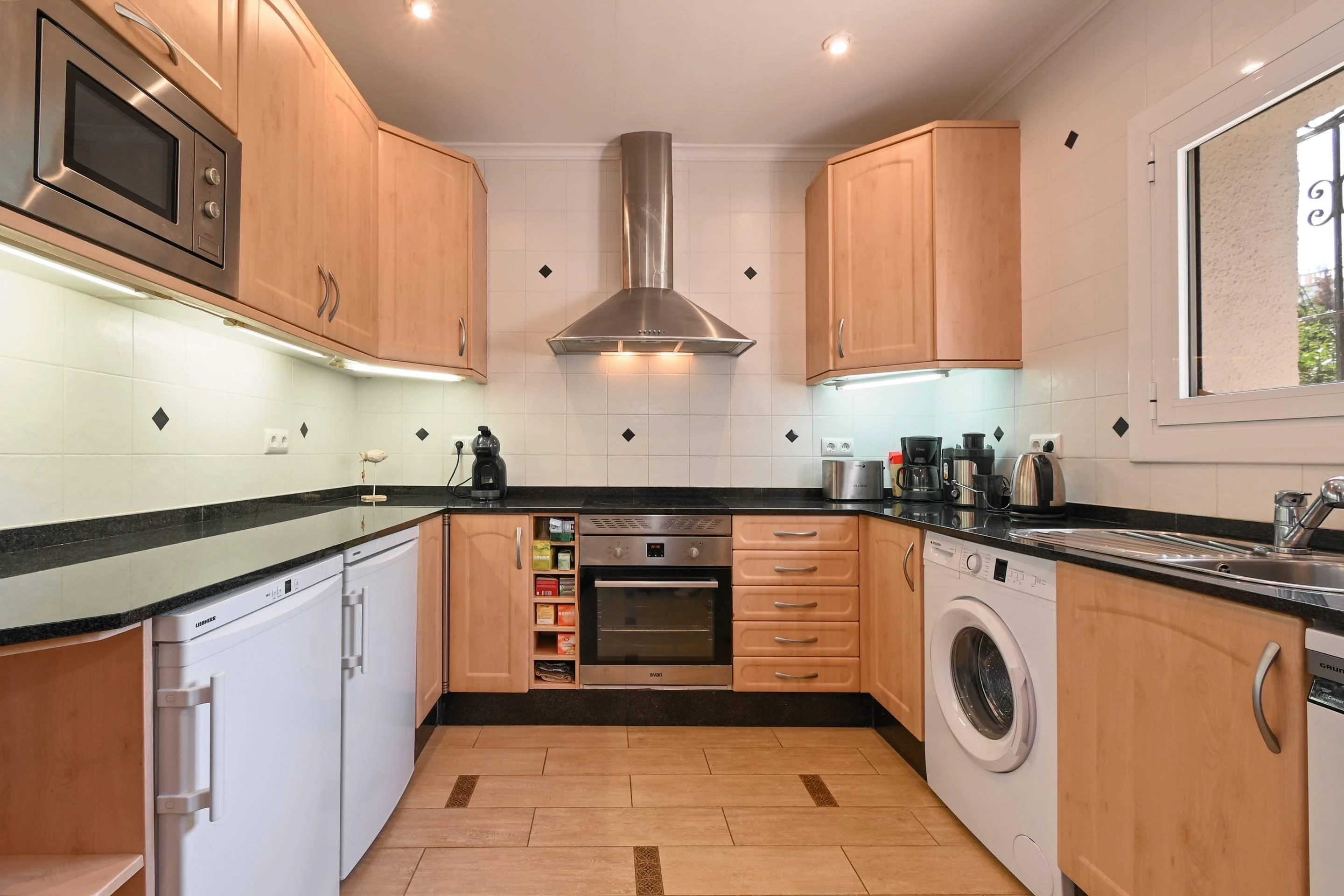 2848V_VERDIA - VILLA VERDIA · VILLA MEDITERRANEA DE 4 DORMITORIOS CON PISCINA PRIVADA EN JAVEA