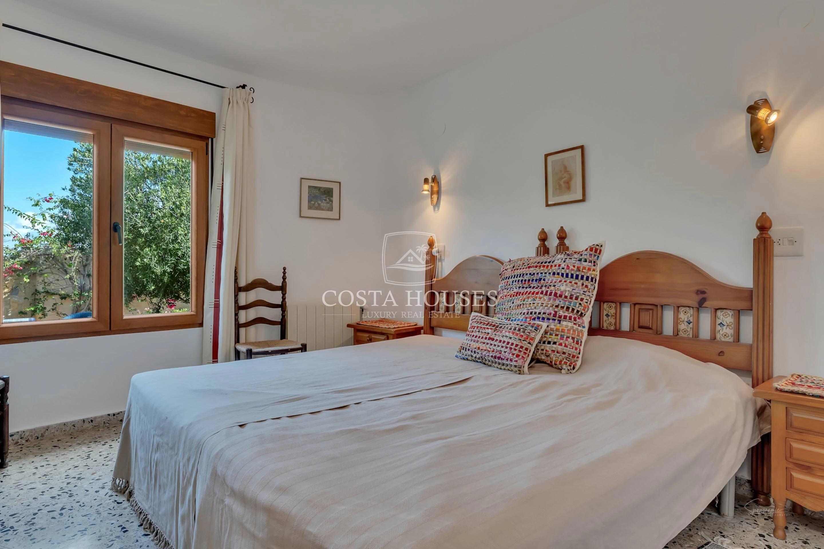 2583V_LUNA - VILLA LUNA - EN VENTA CON VISTAS AL MAR Y DOBLE PARCELA DE 2500 m2 EN JAVEA, COSTA BLANCA