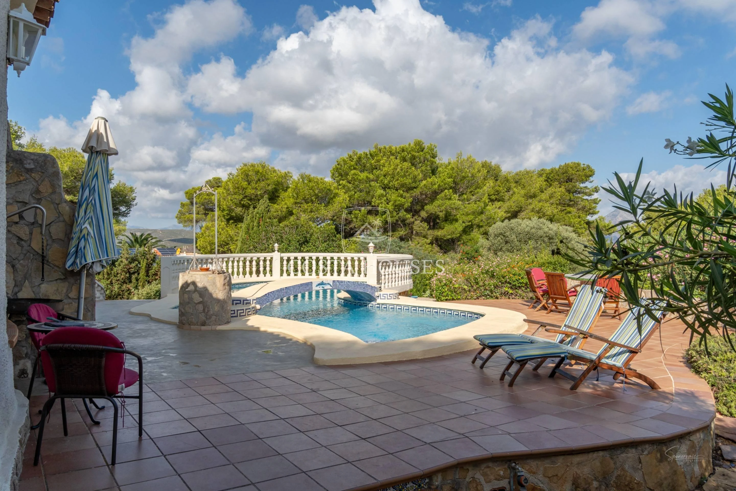 2583V_LUNA - VILLA LUNA - EN VENTA CON VISTAS AL MAR Y DOBLE PARCELA DE 2500 m2 EN JAVEA, COSTA BLANCA