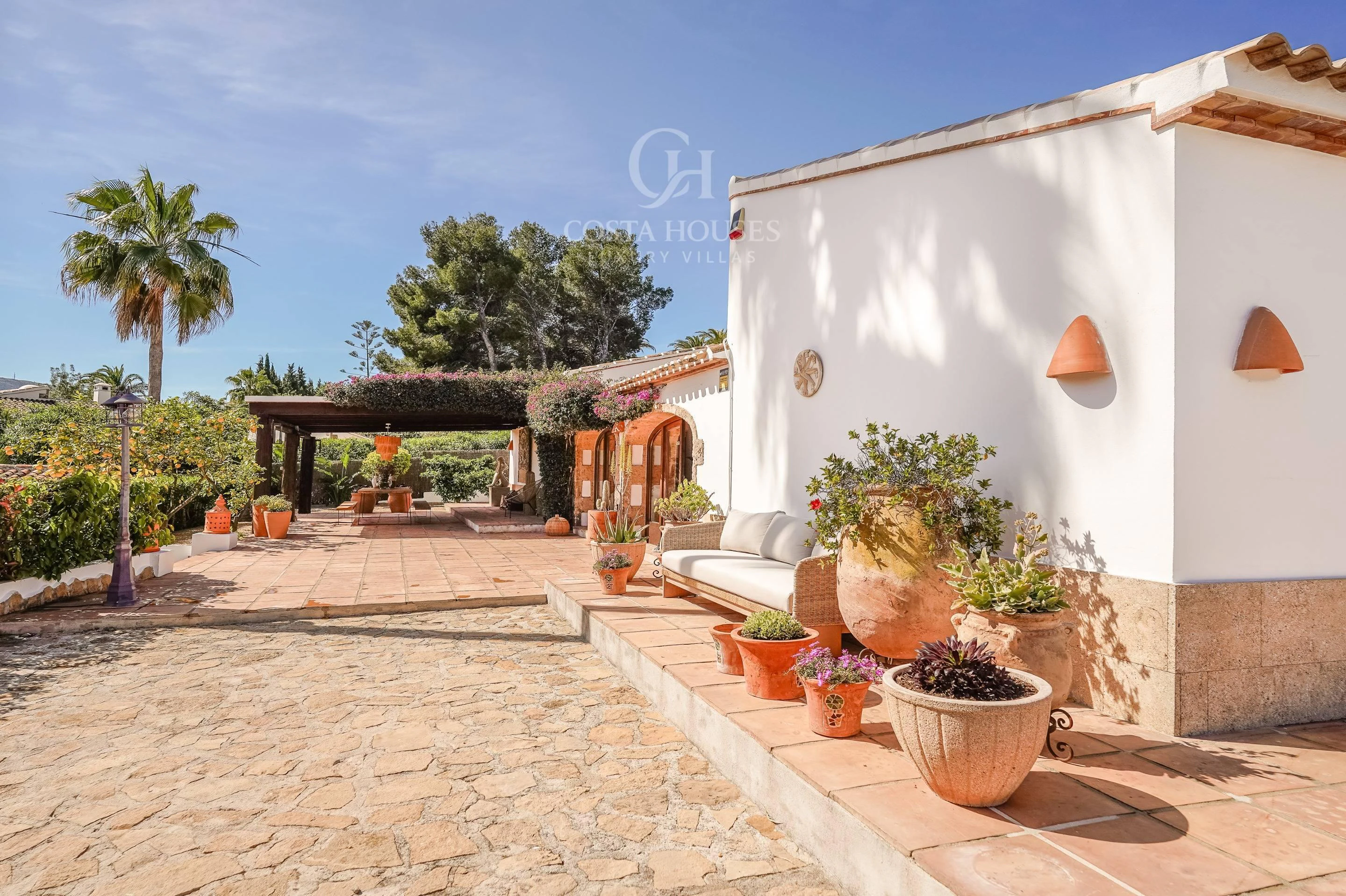 2840V_SERENA - VILLA SERENA · JARDÍN MEDITERRÁNEO, PRIVACIDAD Y ESTILO DE VIDA EN LA LLUCA, JÁVEA