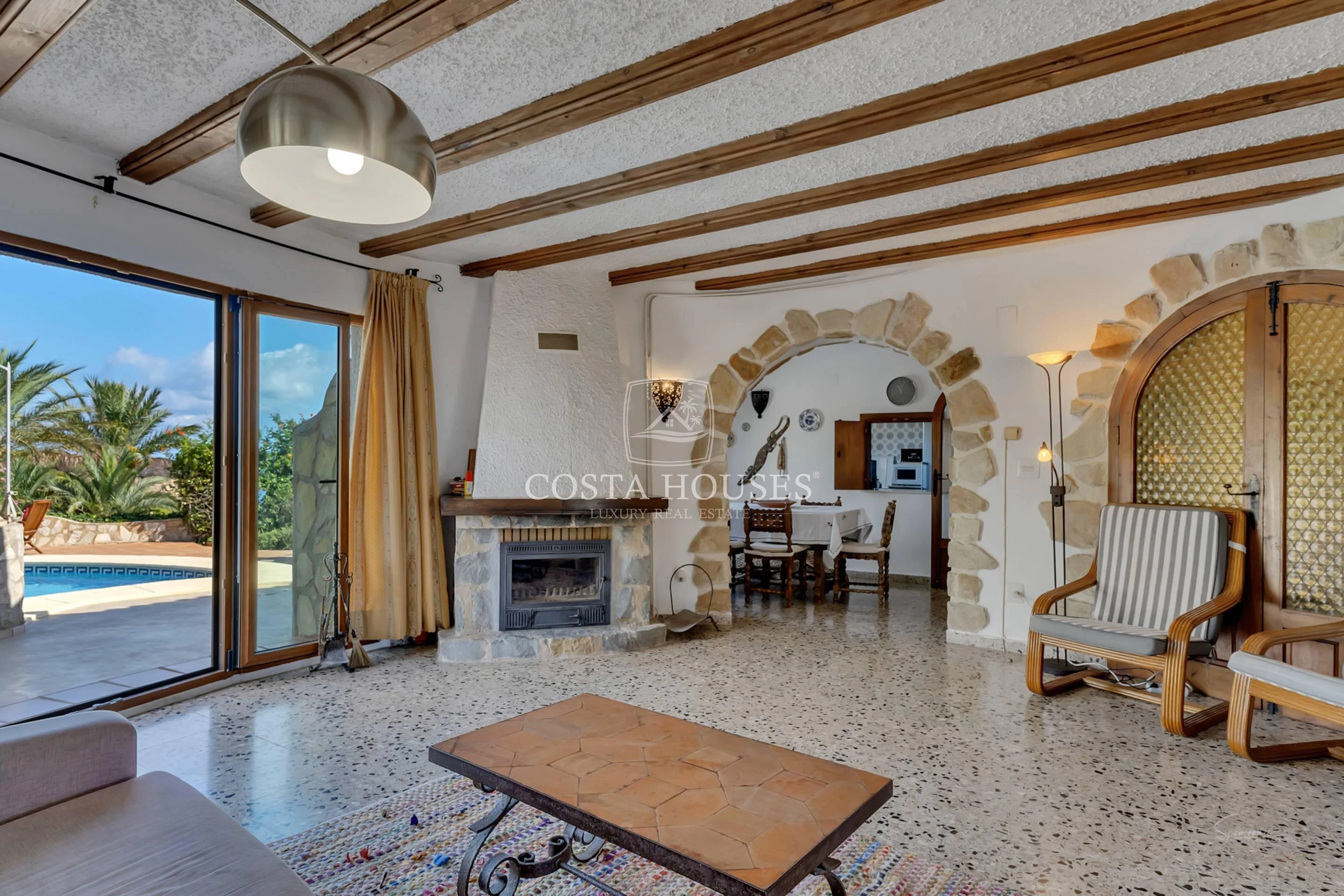 2583V_LUNA - VILLA LUNA - EN VENTA CON VISTAS AL MAR Y DOBLE PARCELA DE 2500 m2 EN JAVEA, COSTA BLANCA