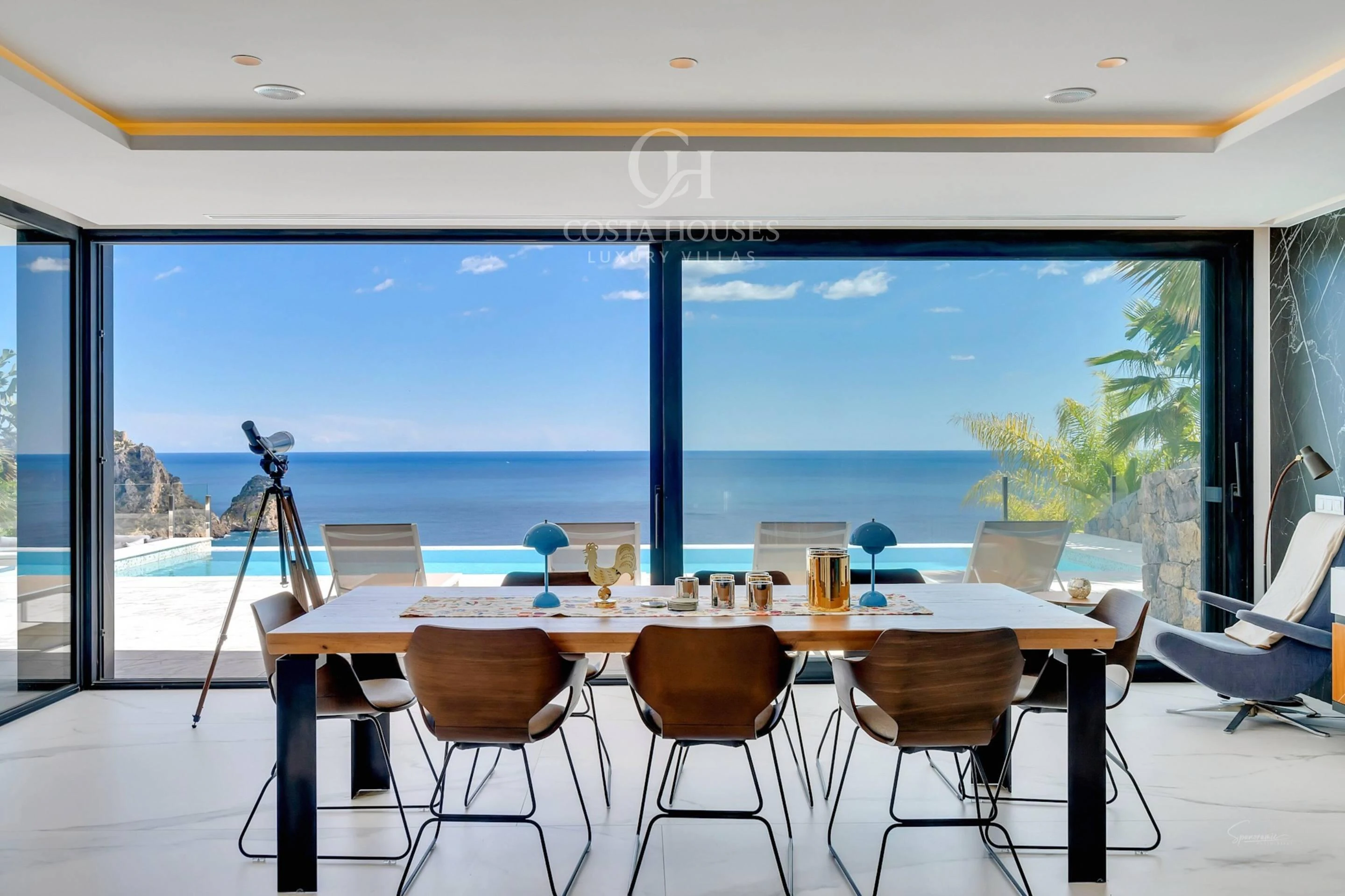 2736VL_THEIA - VILLA THEIA · ARQUITECTURA CONTEMPORÁNEA EN PRIMERA LÍNEA DE MAR Y ACANTILADO EN GRANADELLA, JÁVEA ALICANTE
