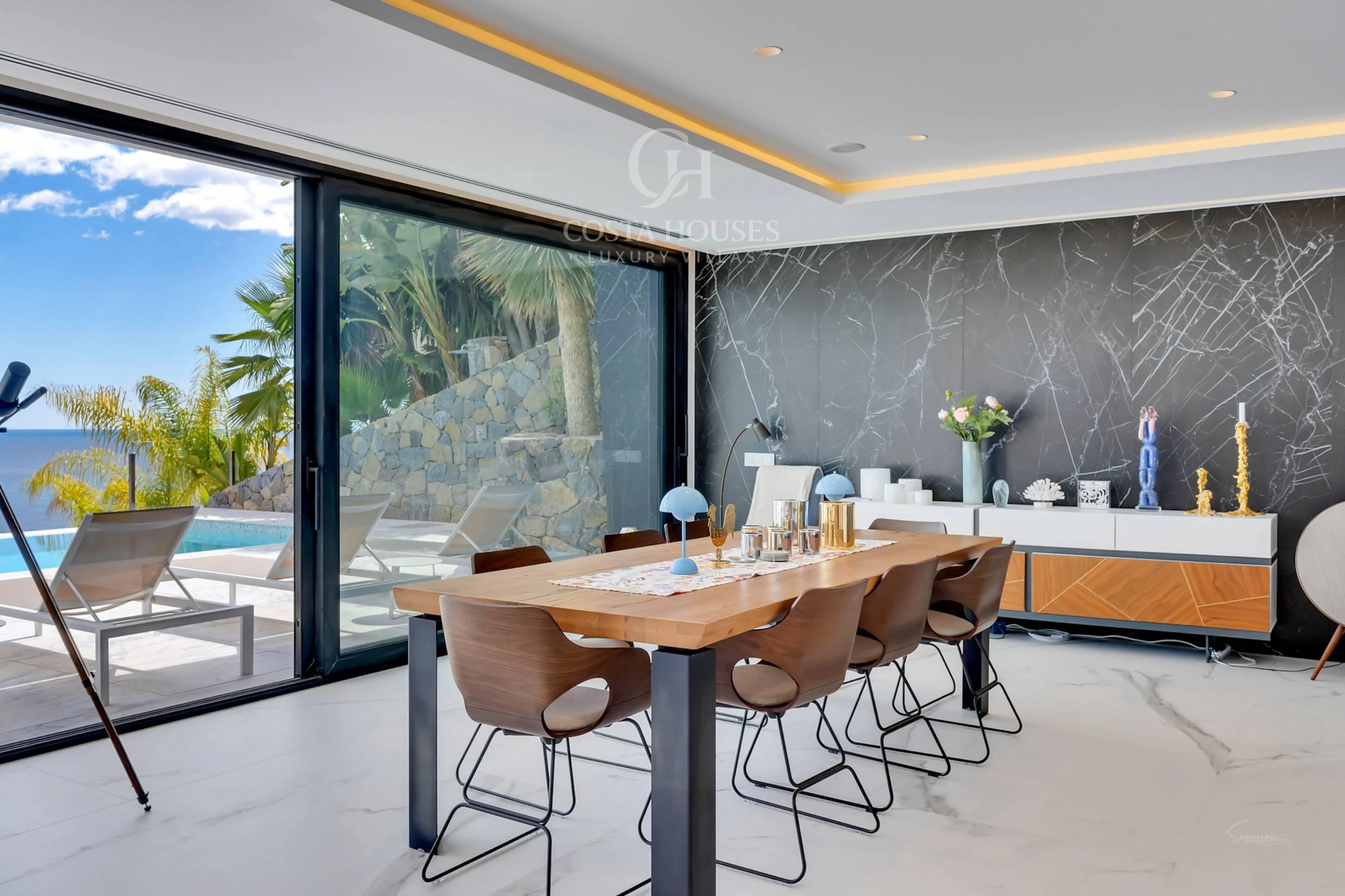 2736VL_THEIA - VILLA THEIA · ARQUITECTURA CONTEMPORÁNEA EN PRIMERA LÍNEA DE MAR Y ACANTILADO EN GRANADELLA, JÁVEA ALICANTE