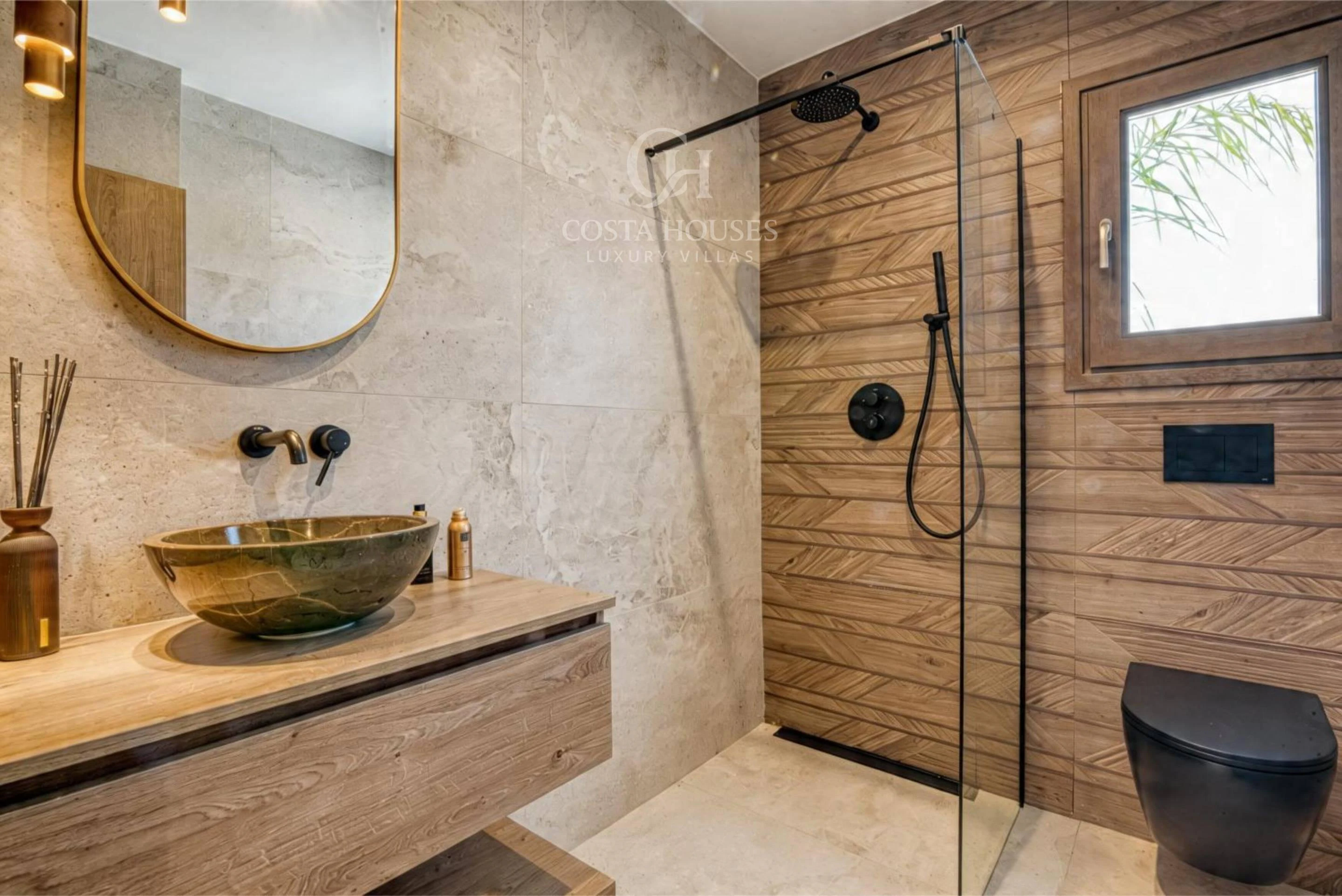 VILLA BRISSA · ELEGANCIA MEDITERRÁNEA CON VISTAS AL MAR EN JÁVEA