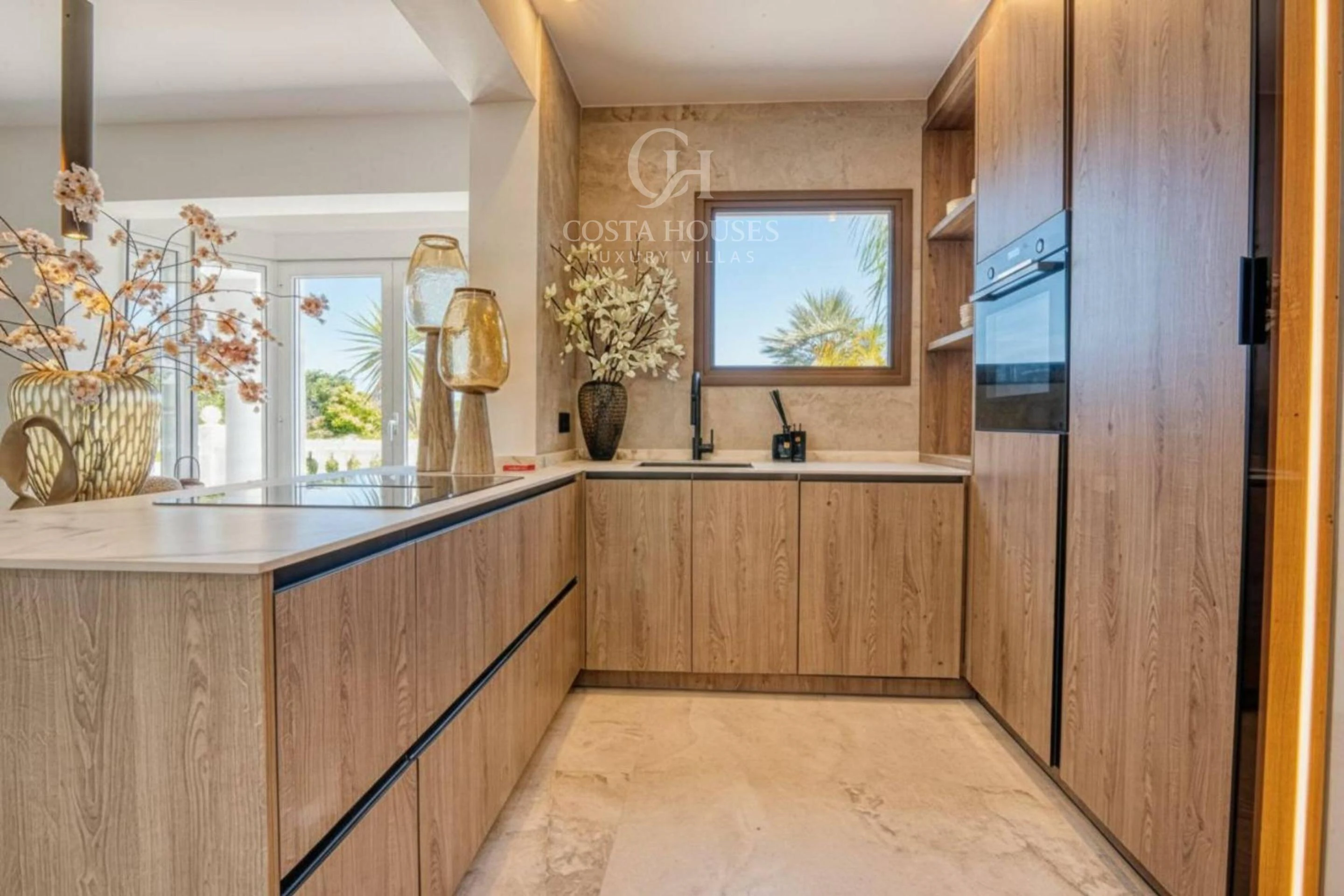 VILLA BRISSA · ELEGANCIA MEDITERRÁNEA CON VISTAS AL MAR EN JÁVEA