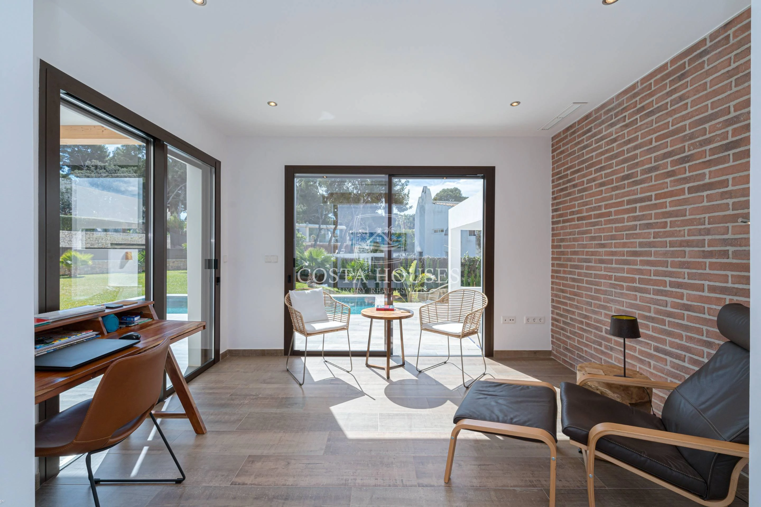 2656V_ALLEGRA - VILLA ALLEGRA · A TAN SOLO 250 METROS DEL MAR Y LA CALA BLANCA EN JAVEA XABIA, ALICANTE