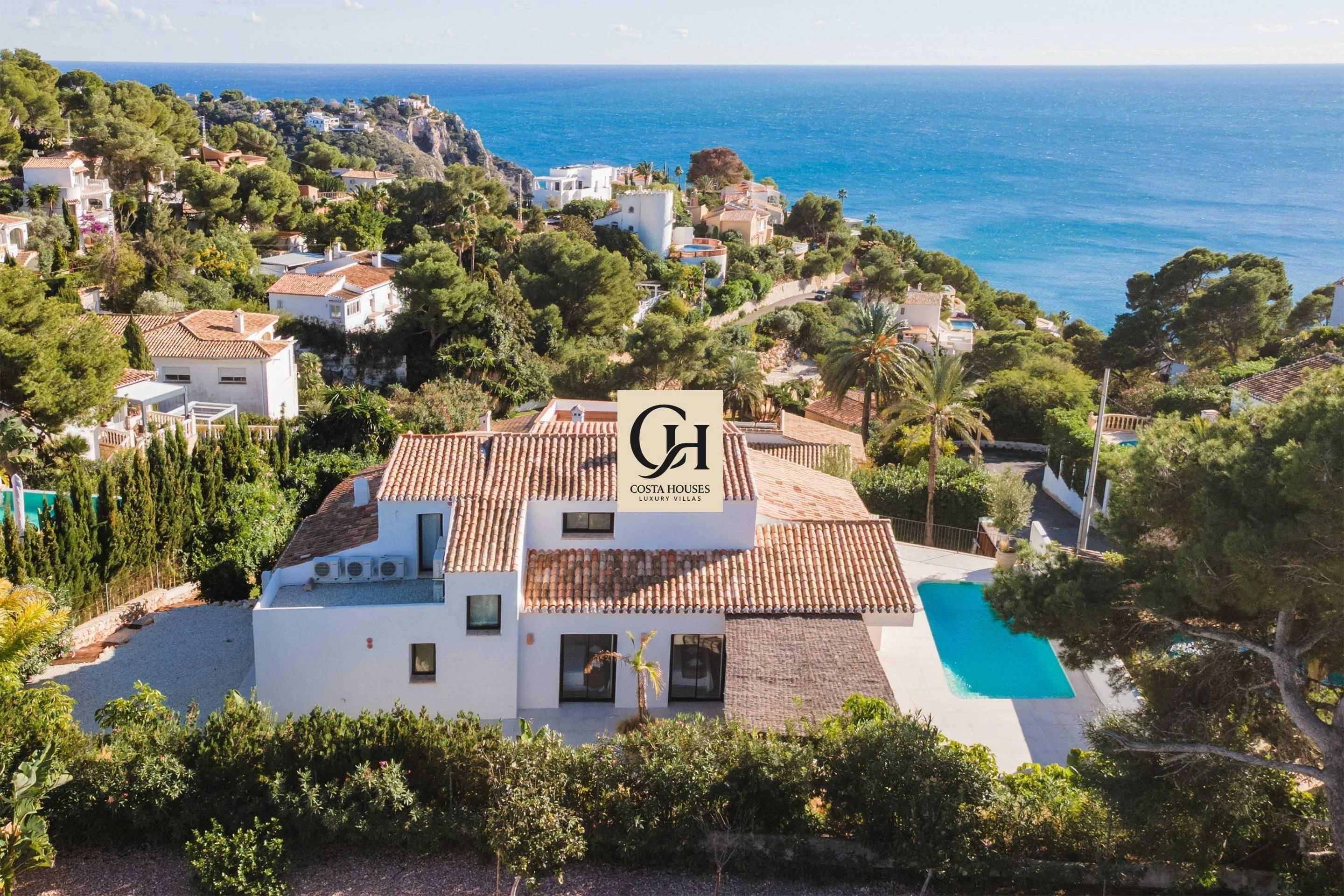 2799VL_ROMER - VILLA ROMER · EL MAR COMO HORIZONTE JUNTO A LA GRANADELLA, JAVEA - ALICANTE