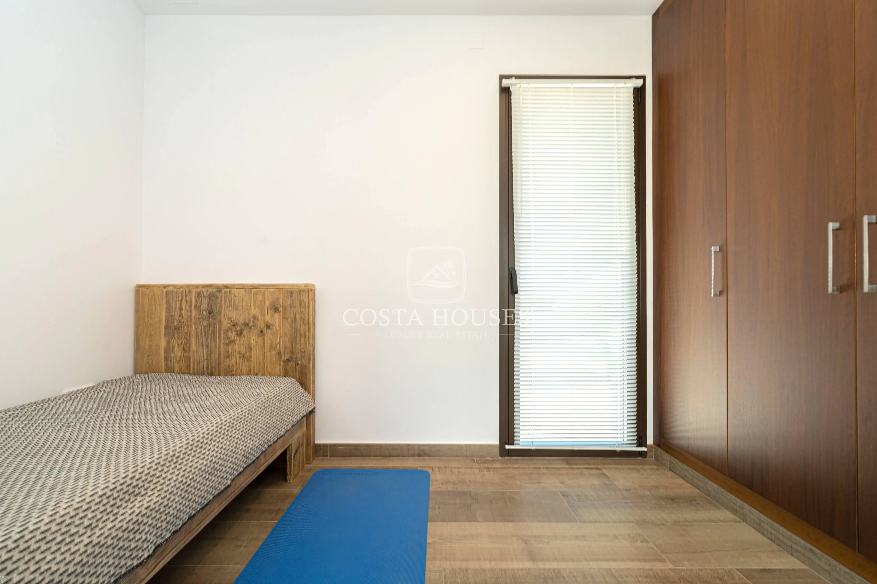 2656V_ALLEGRA - VILLA ALLEGRA · A TAN SOLO 250 METROS DEL MAR Y LA CALA BLANCA EN JAVEA XABIA, ALICANTE