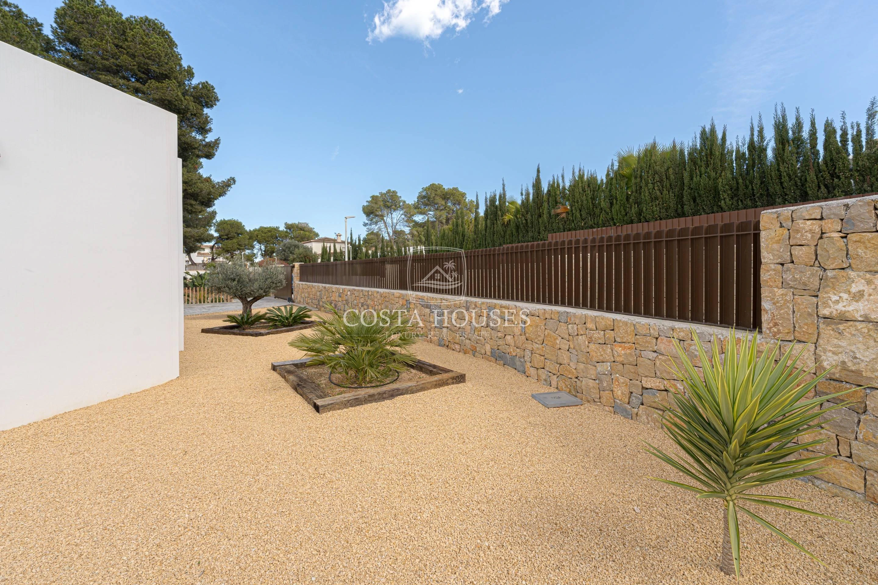 2656V_ALLEGRA - VILLA ALLEGRA · A TAN SOLO 250 METROS DEL MAR Y LA CALA BLANCA EN JAVEA XABIA, ALICANTE
