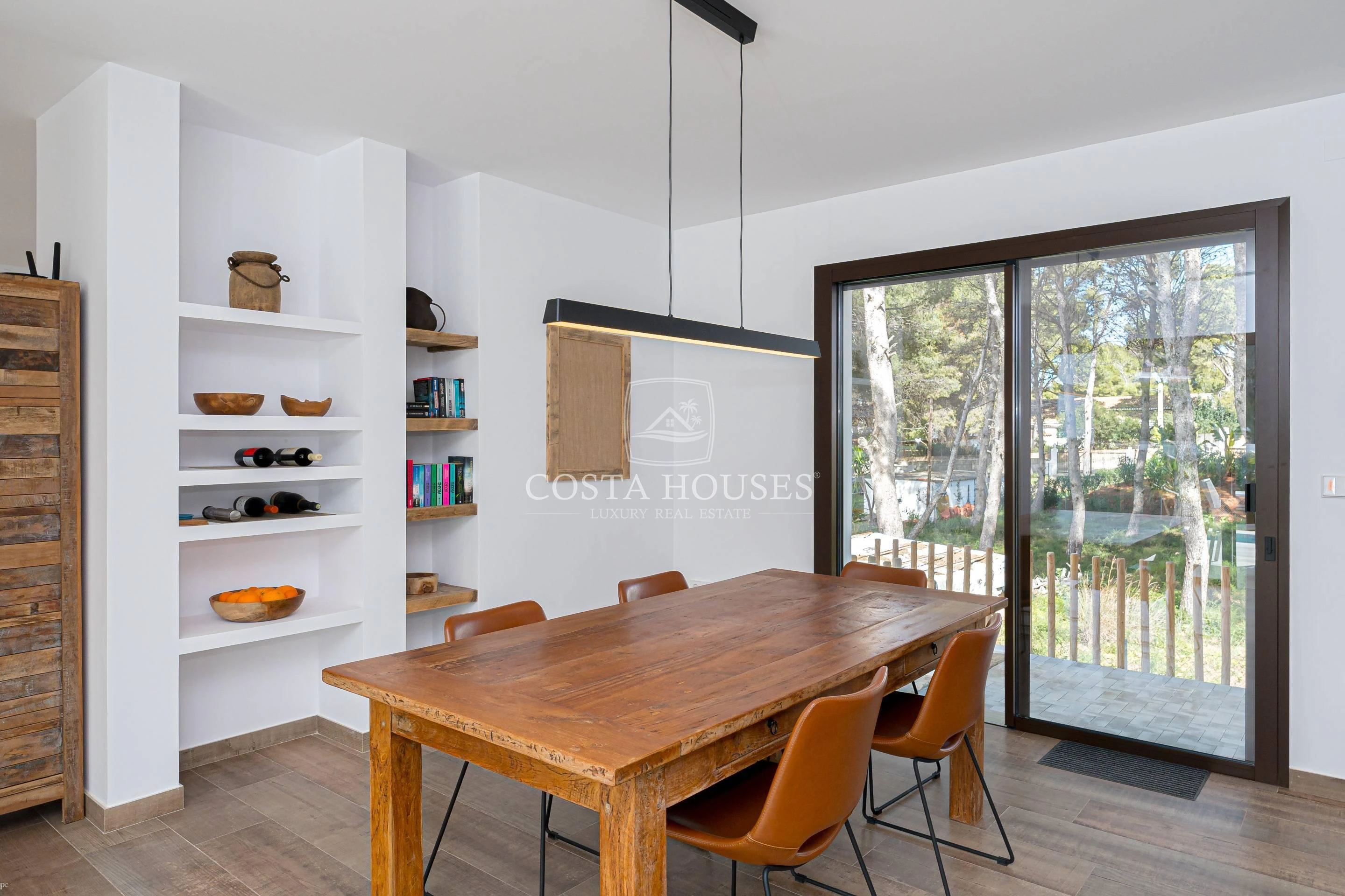 2656V_ALLEGRA - VILLA ALLEGRA · A TAN SOLO 250 METROS DEL MAR Y LA CALA BLANCA EN JAVEA XABIA, ALICANTE