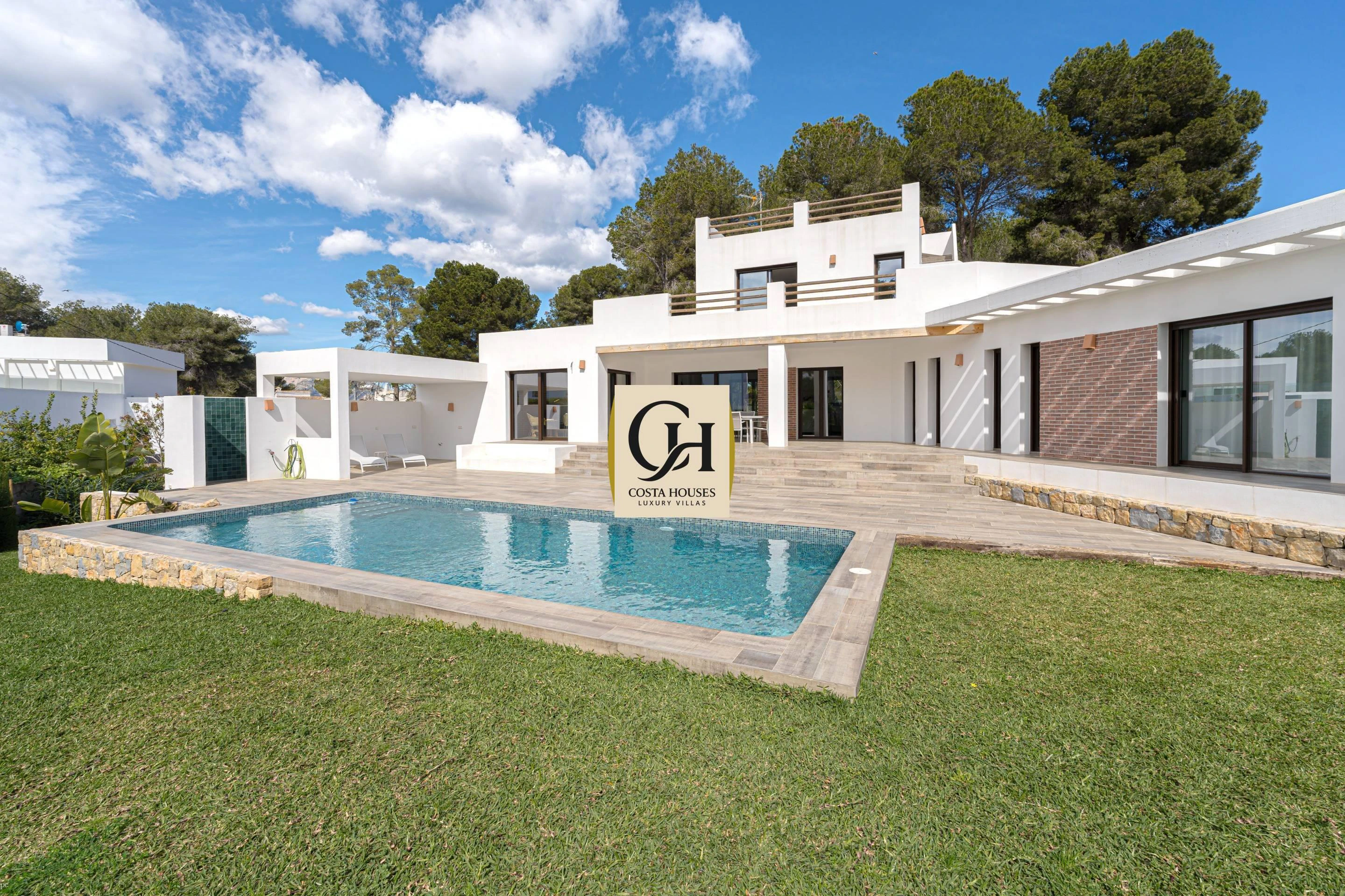 2656V_ALLEGRA - VILLA ALLEGRA · A TAN SOLO 250 METROS DEL MAR Y LA CALA BLANCA EN JAVEA XABIA, ALICANTE
