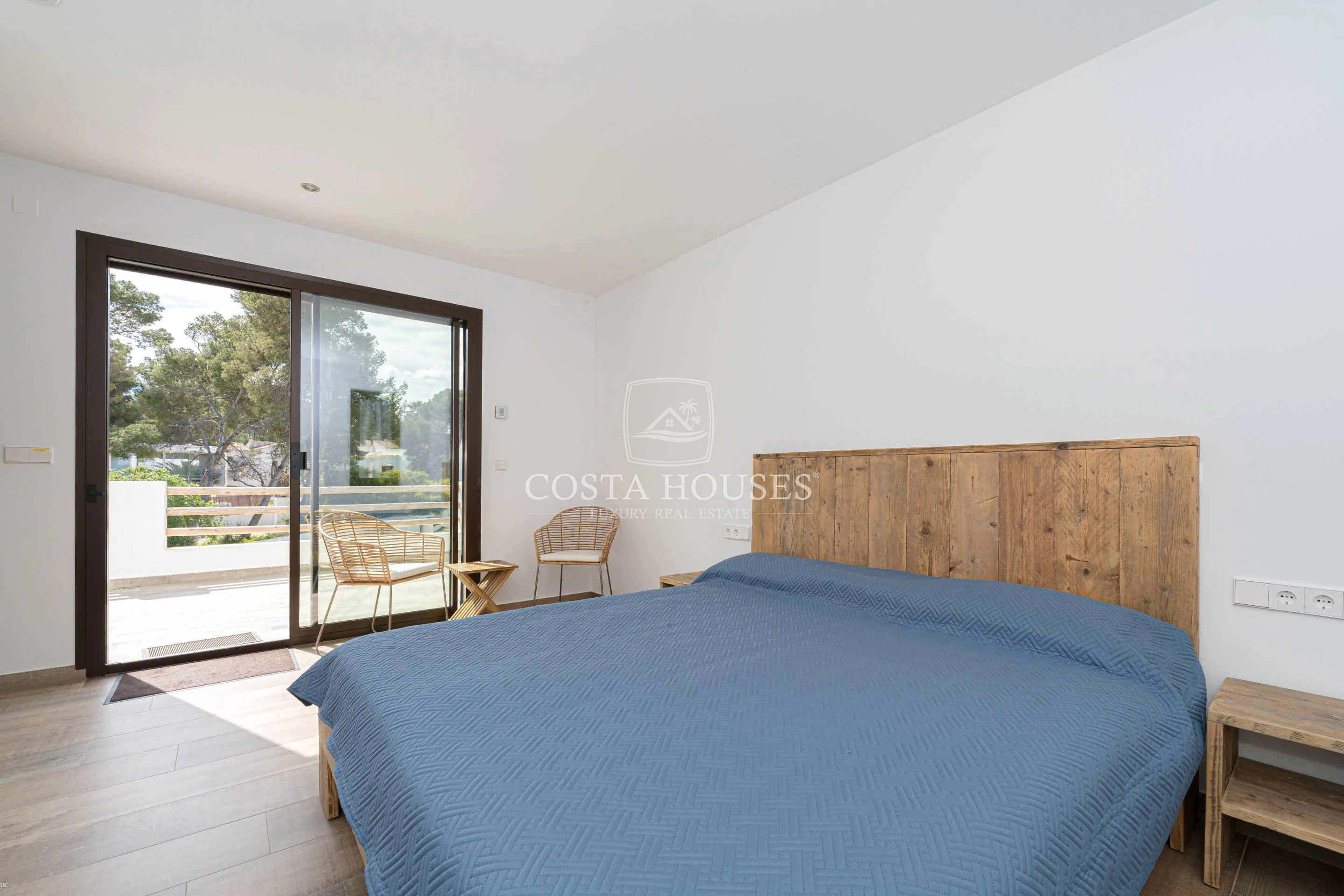 2656V_ALLEGRA - VILLA ALLEGRA · A TAN SOLO 250 METROS DEL MAR Y LA CALA BLANCA EN JAVEA XABIA, ALICANTE