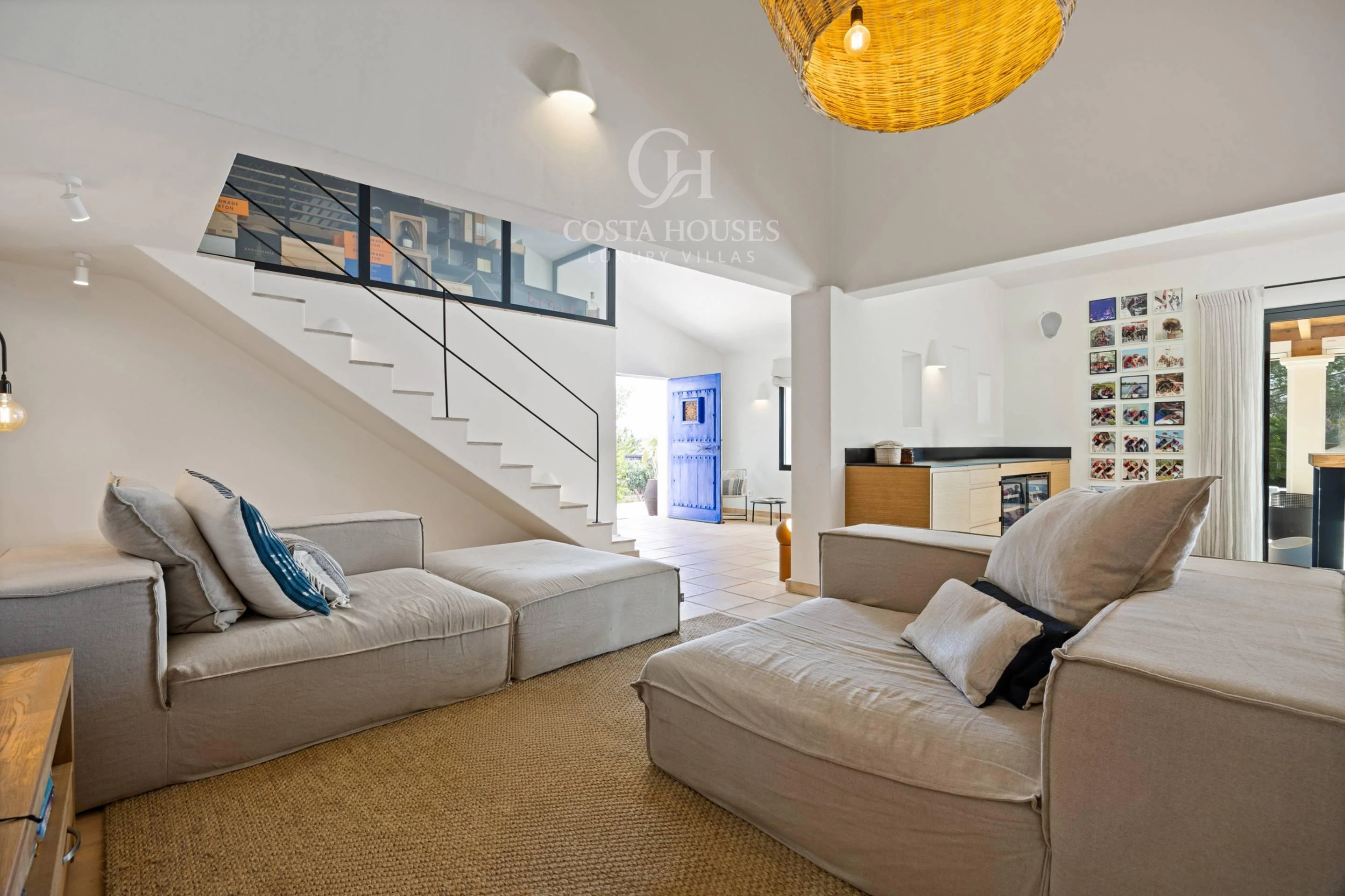 VILLA ALMA ·  REFUGIO MEDITERRÁNEO CONTEMPORÁNEO CON CASA DE INVITADOS EN JÁVEA