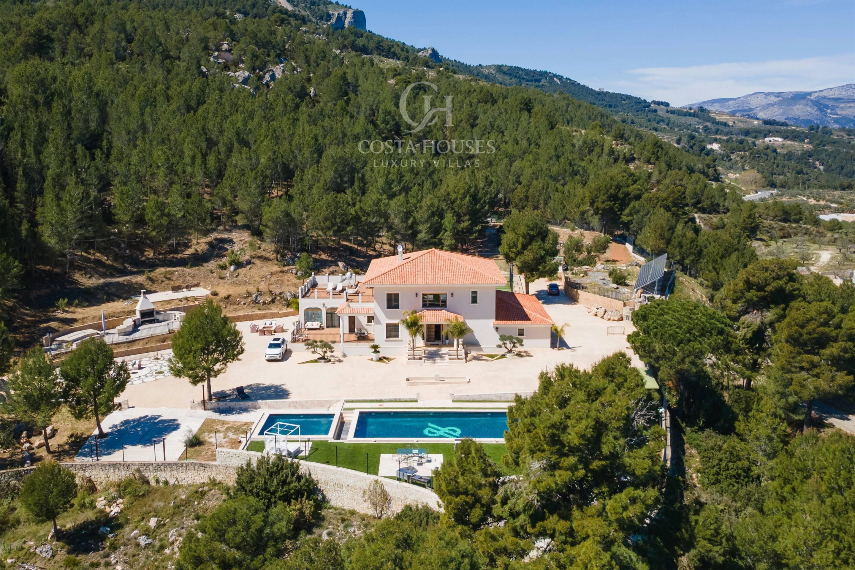 2854VL_SIERRAAZUL - FINCA SIERRA AZUL · REFUGIO PRIVADO ENTRE MAR Y MONTAÑA EN LA COSTA BLANCA NORTE