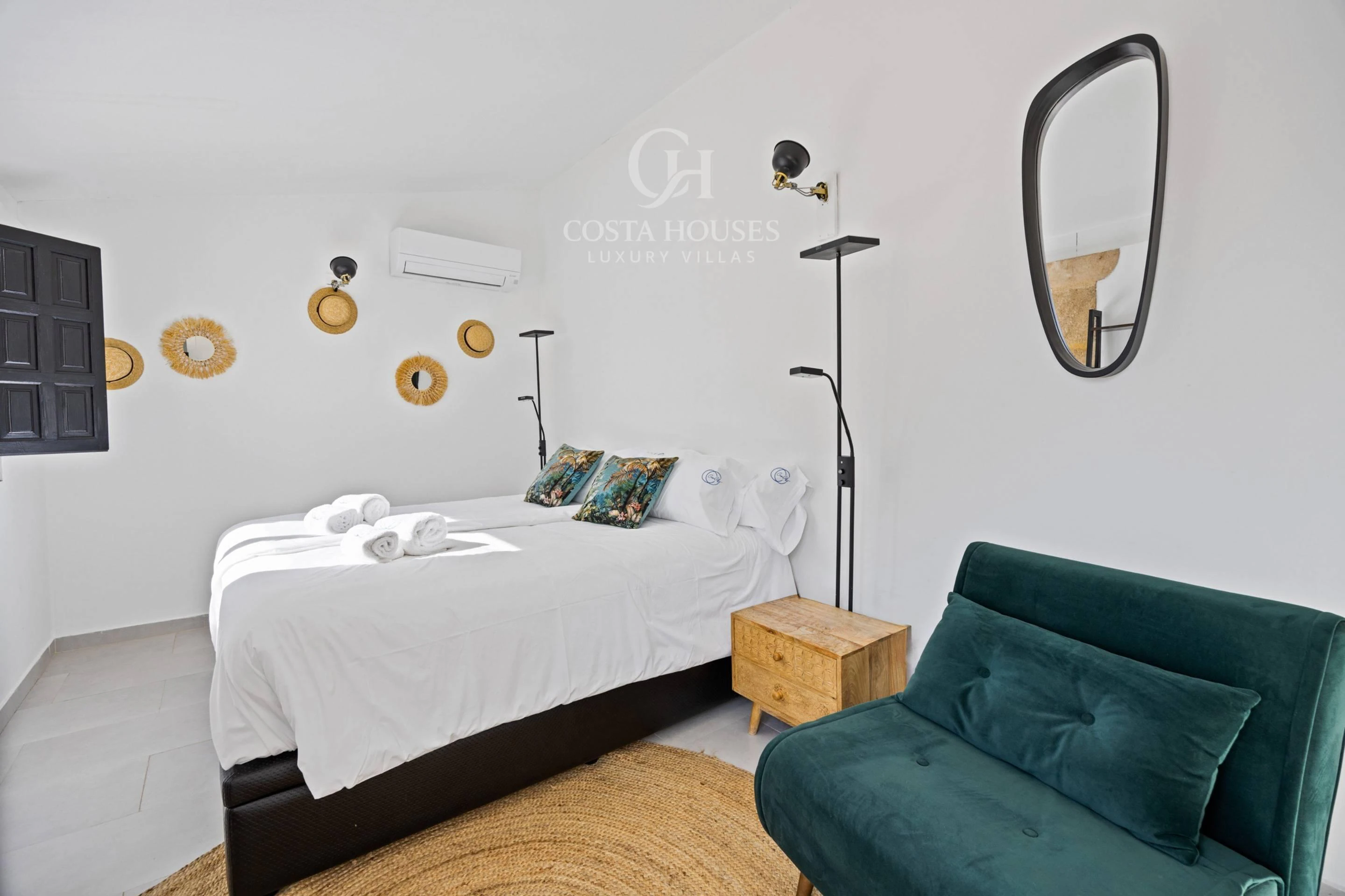 VILLA ALMA ·  REFUGIO MEDITERRÁNEO CONTEMPORÁNEO CON CASA DE INVITADOS EN JÁVEA