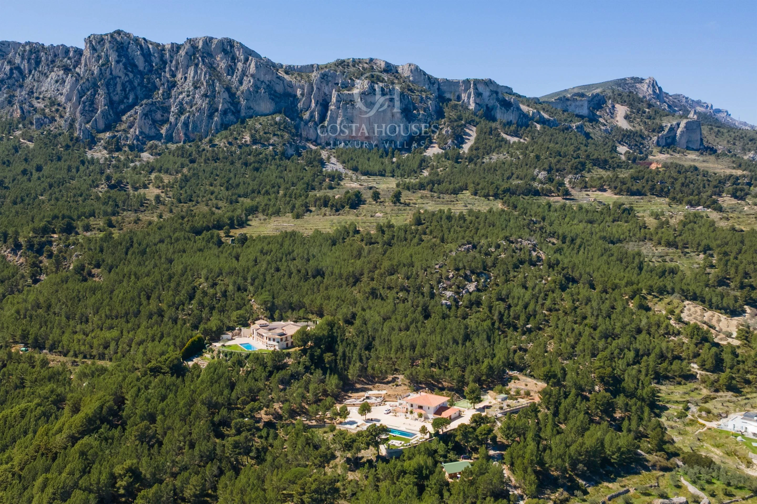 2854VL_SIERRAAZUL - FINCA SIERRA AZUL · REFUGIO PRIVADO ENTRE MAR Y MONTAÑA EN LA COSTA BLANCA NORTE