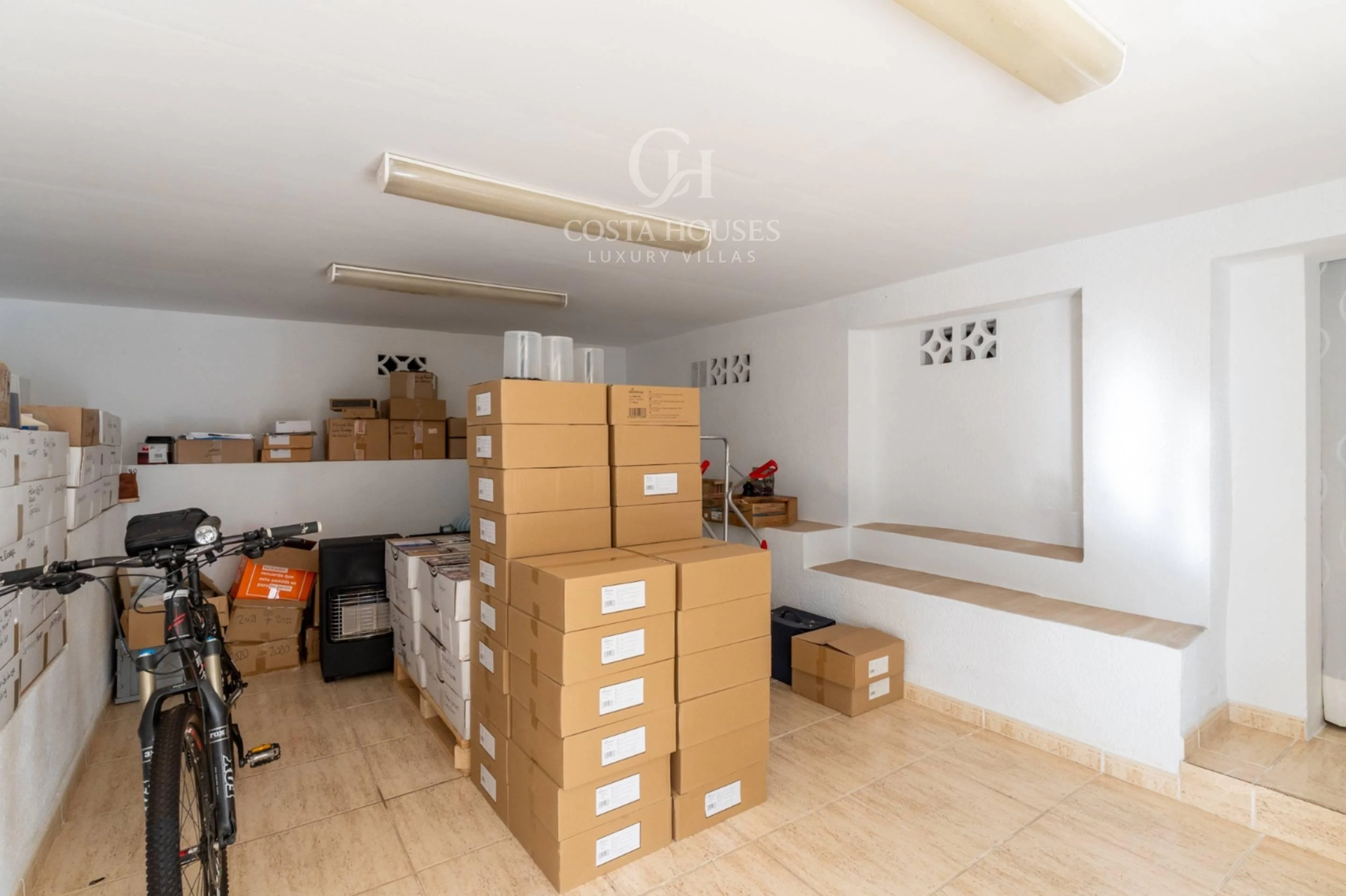 2860V_TOSCA - VILLA TOSCA · ARQUITECTURA MEDITERRANEA Y PRIVACIDAD EN LA LLUCA JAVEA