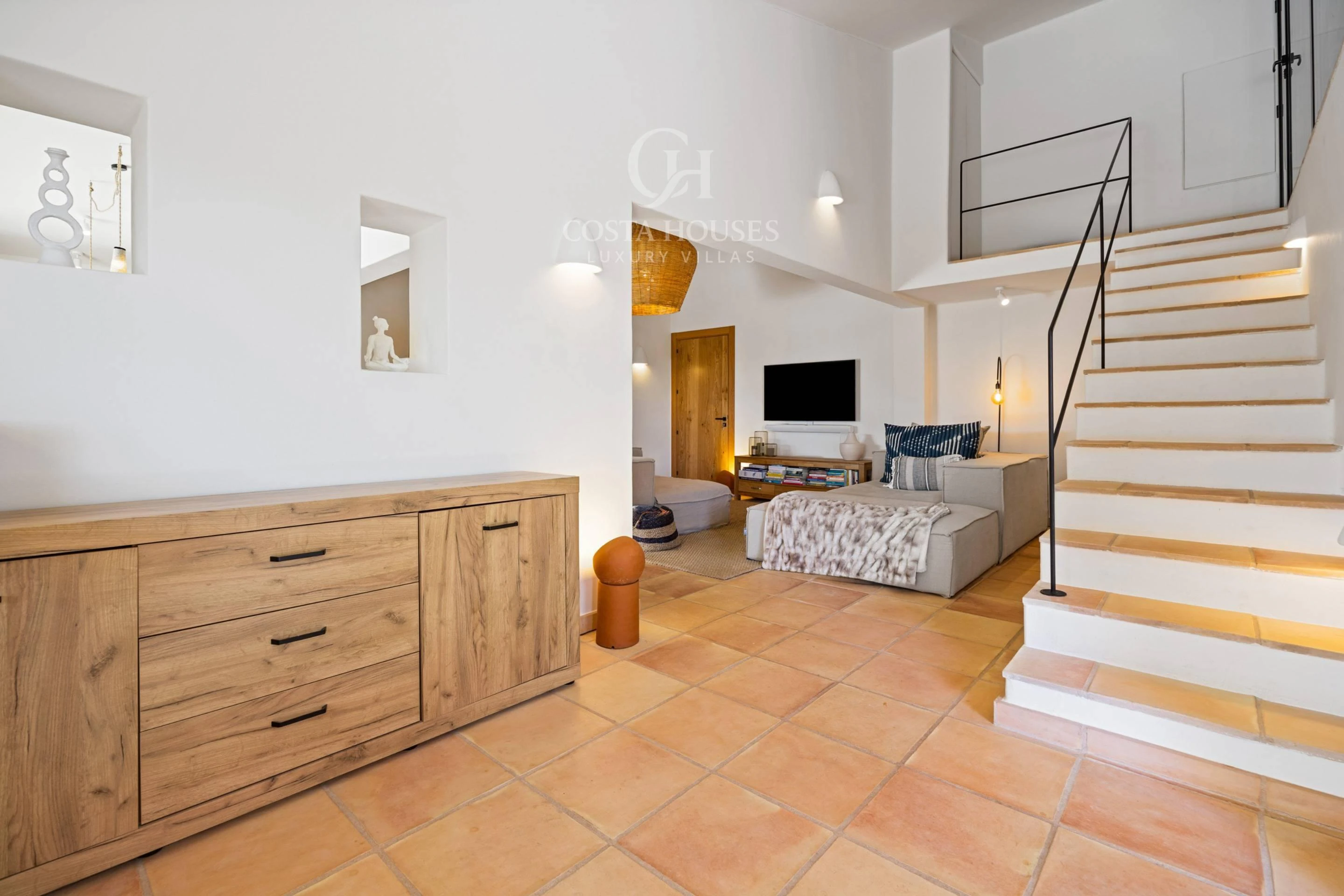 VILLA ALMA ·  REFUGIO MEDITERRÁNEO CONTEMPORÁNEO CON CASA DE INVITADOS EN JÁVEA