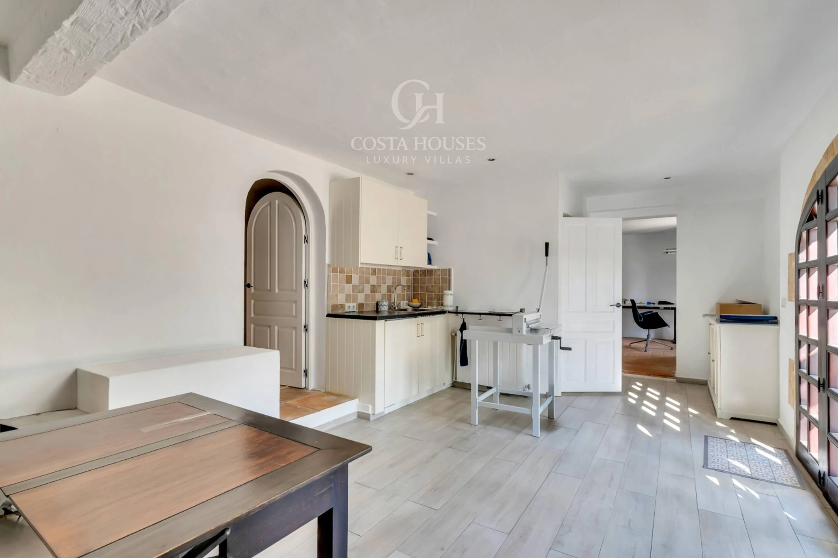 2860V_TOSCA - VILLA TOSCA · ARQUITECTURA MEDITERRANEA Y PRIVACIDAD EN LA LLUCA JAVEA