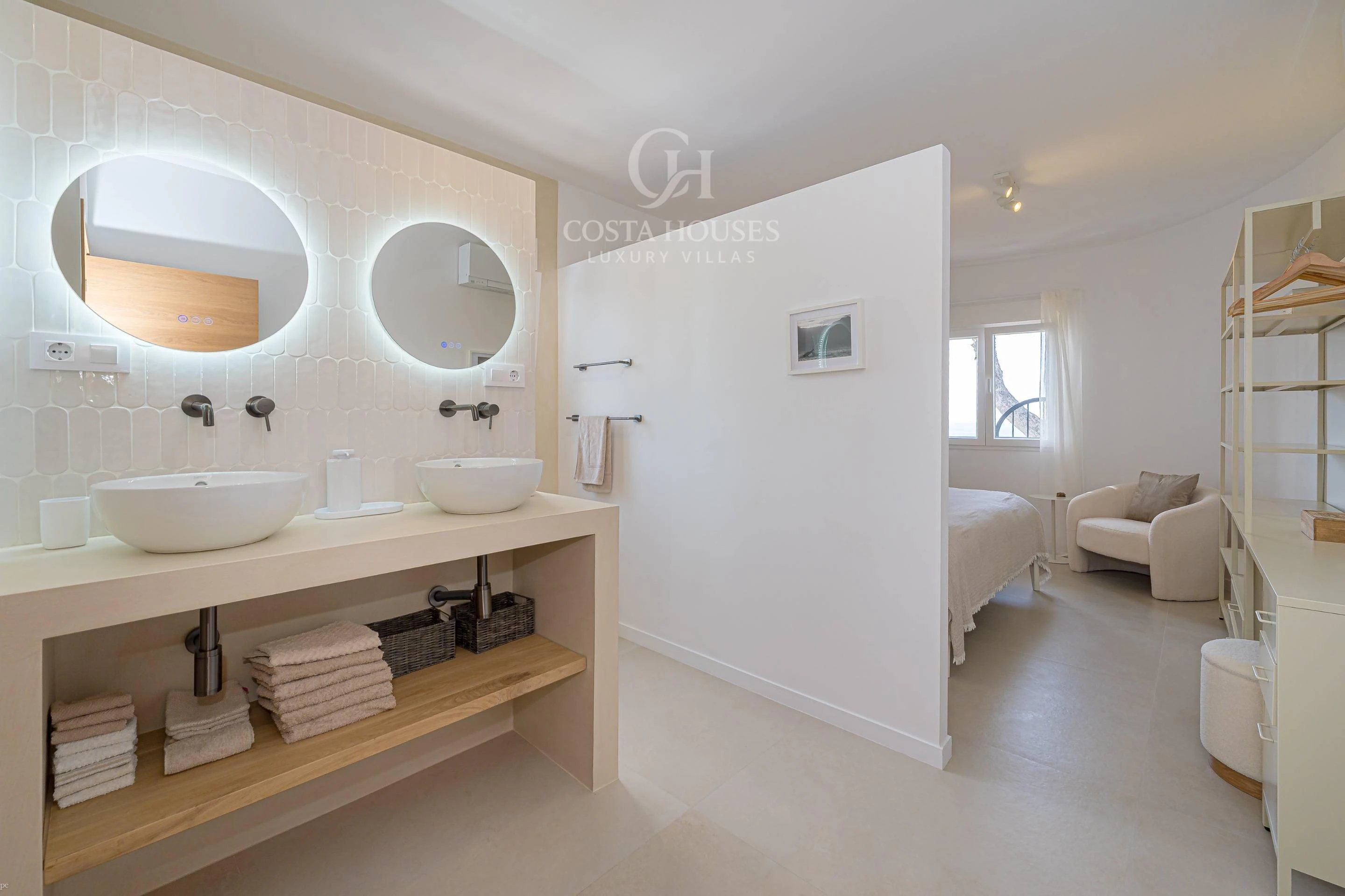 2859V_BRISAMORAIRA - VILLA BRISA MORAIRA · MAR, LUZ Y ESENCIA MEDITERRANEA EN LA SABATERA