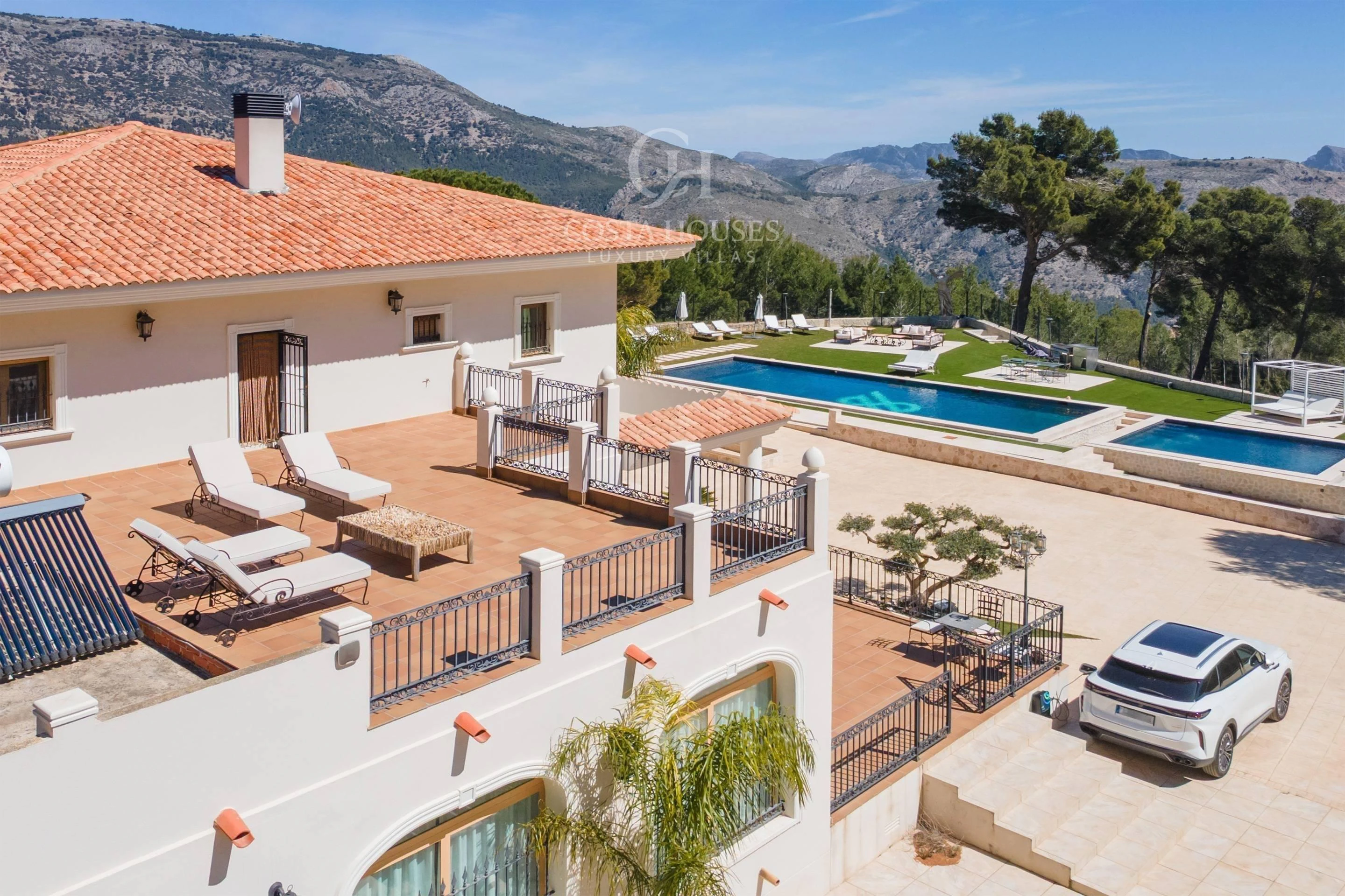 2854VL_SIERRAAZUL - FINCA SIERRA AZUL · REFUGIO PRIVADO ENTRE MAR Y MONTAÑA EN LA COSTA BLANCA NORTE