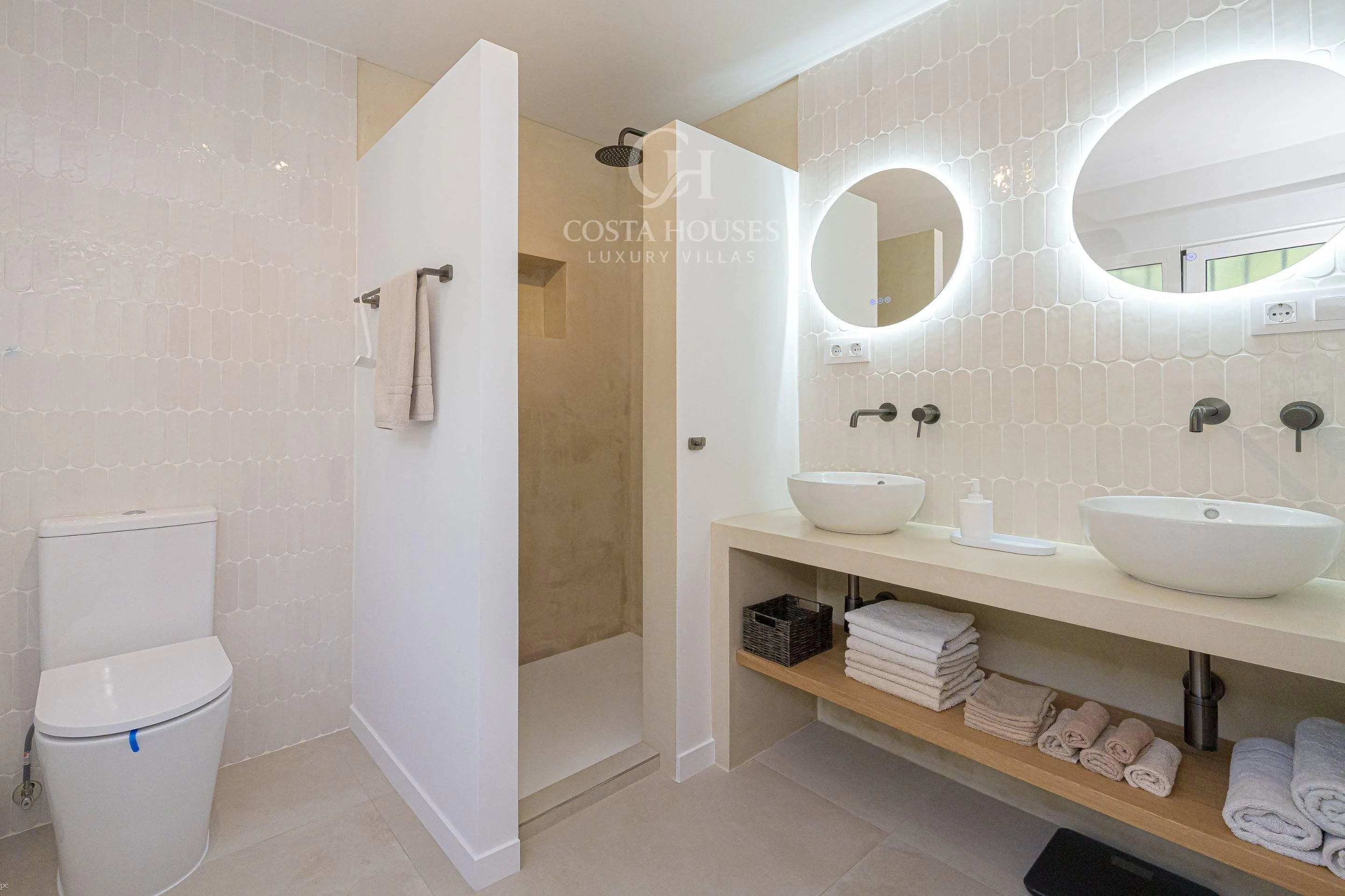 2859V_BRISAMORAIRA - VILLA BRISA MORAIRA · MAR, LUZ Y ESENCIA MEDITERRANEA EN LA SABATERA