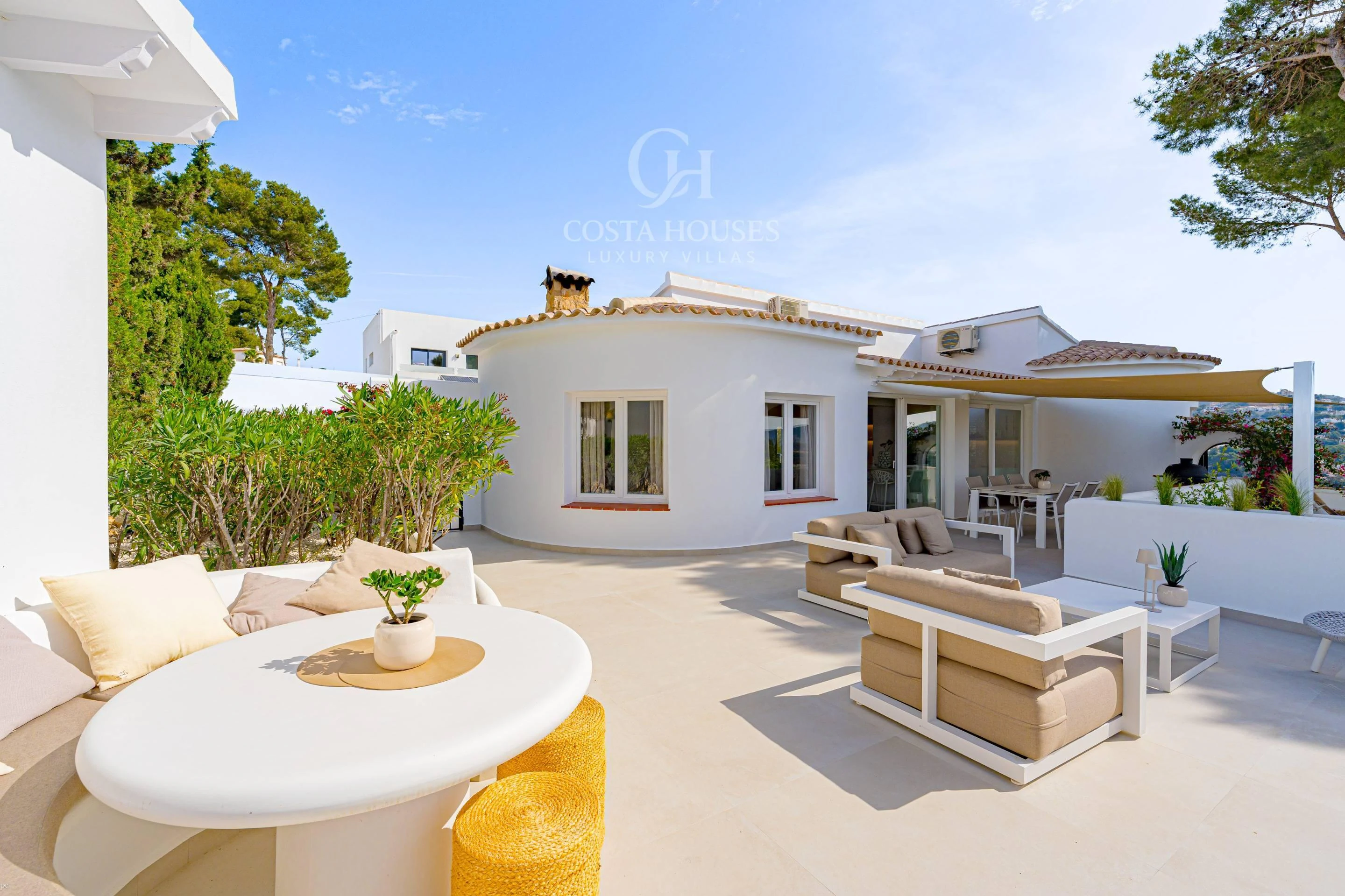2859V_BRISAMORAIRA - VILLA BRISA MORAIRA · MAR, LUZ Y ESENCIA MEDITERRANEA EN LA SABATERA