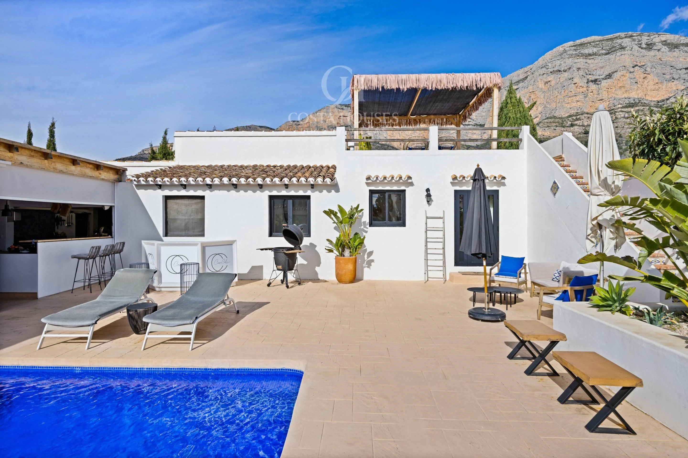 VILLA ALMA ·  REFUGIO MEDITERRÁNEO CONTEMPORÁNEO CON CASA DE INVITADOS EN JÁVEA