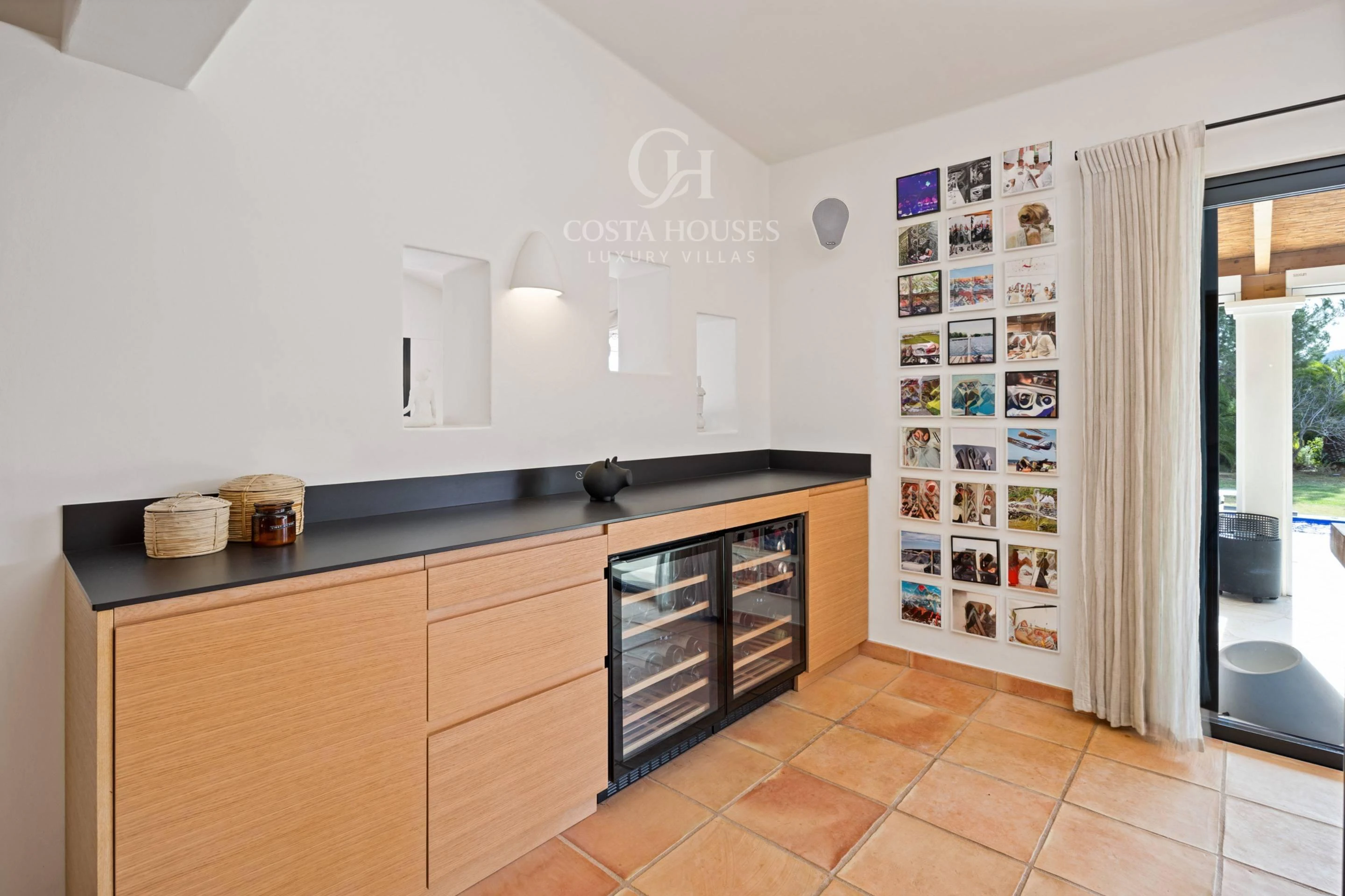 VILLA ALMA ·  REFUGIO MEDITERRÁNEO CONTEMPORÁNEO CON CASA DE INVITADOS EN JÁVEA